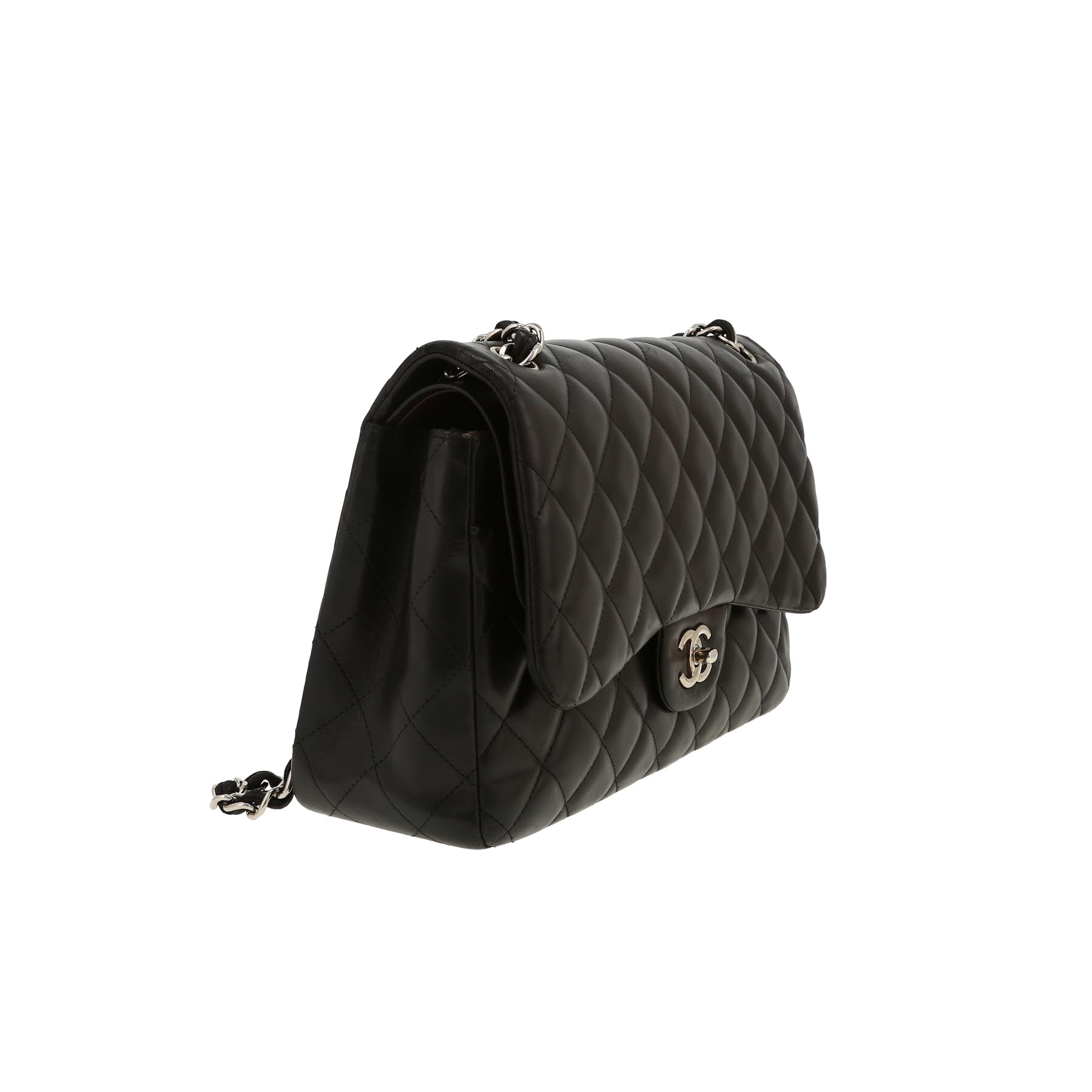Chanel  Timeless Jumbo shoulder bag  in black quilted leather