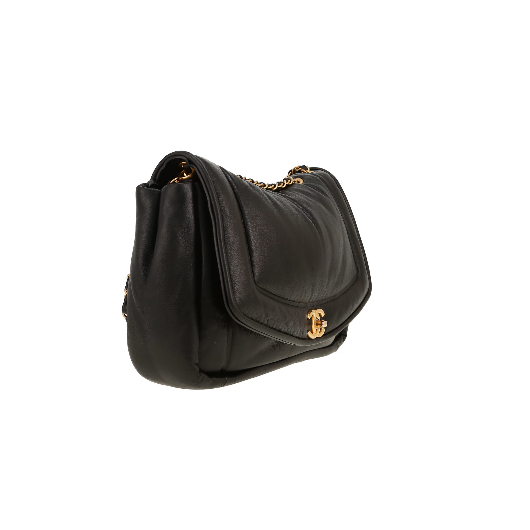 Chanel  Diana shoulder bag  in black smooth leather