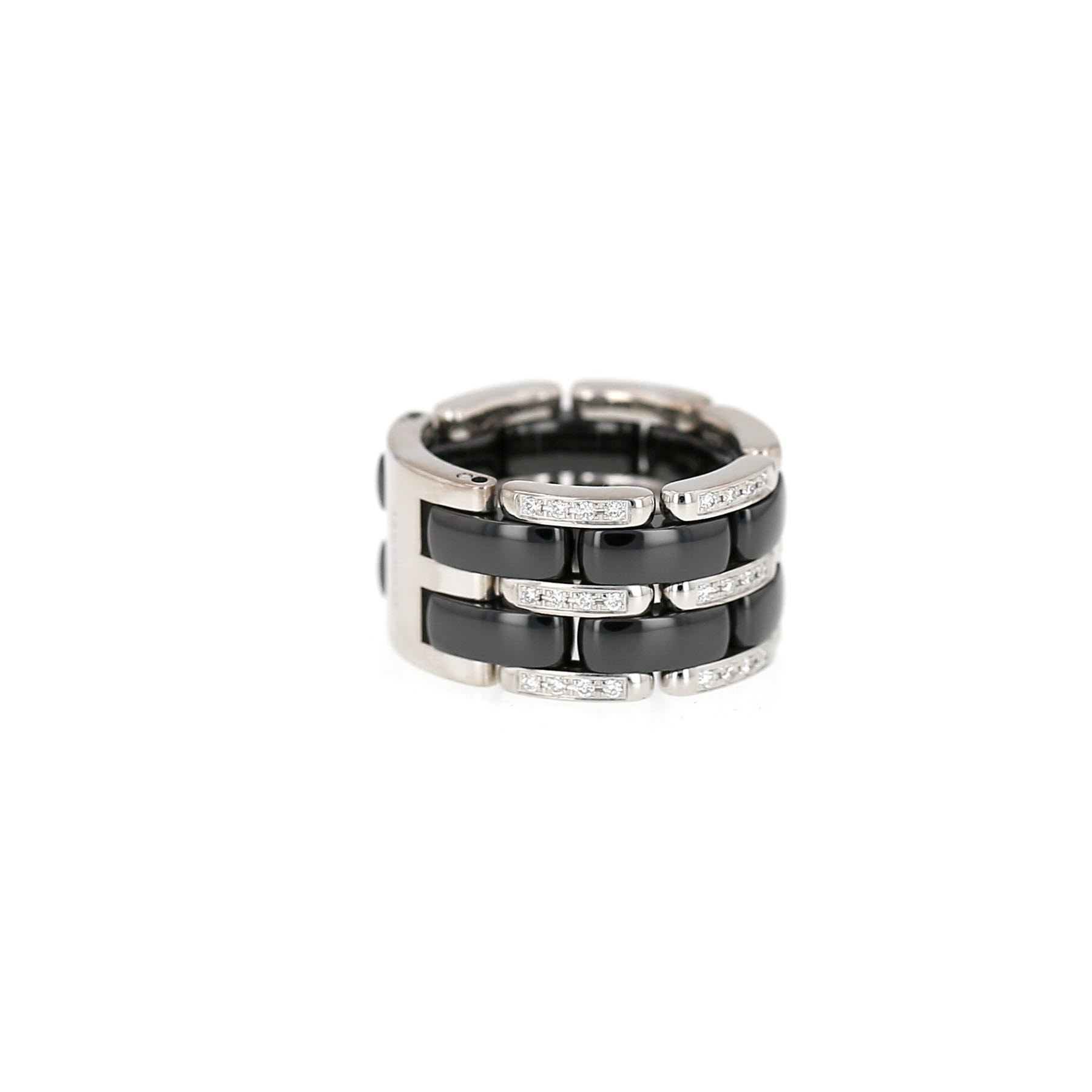 Articulated Chanel Ultra large model ring in white gold, ceramic and diamonds Articulated Chanel Ultra large model ring in white gold, ceramic and diamonds