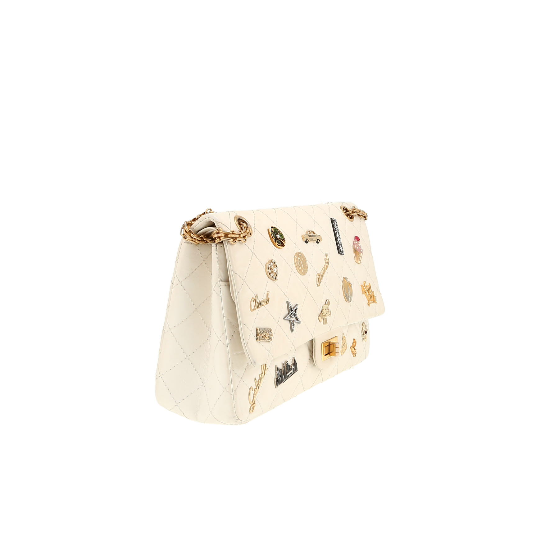 Chanel  2.55 shoulder bag  in white quilted leather