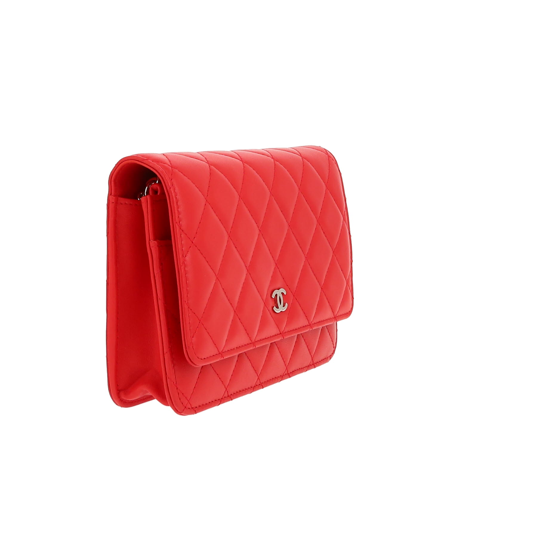 Chanel  Wallet on Chain shoulder bag  in red quilted leather