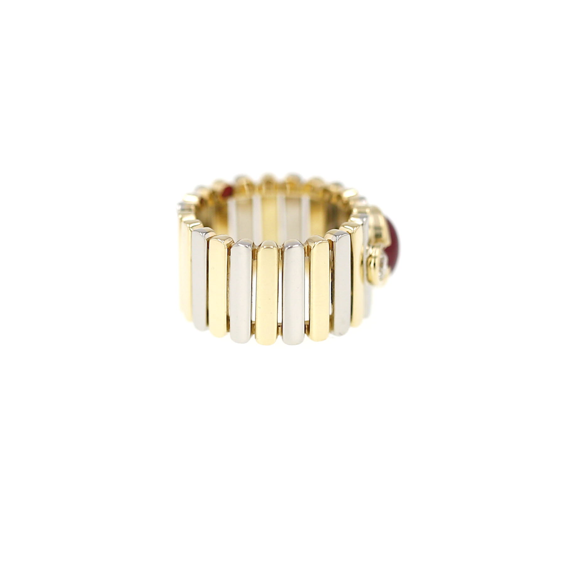 Vintage  ring in yellow gold, ruby and diamonds