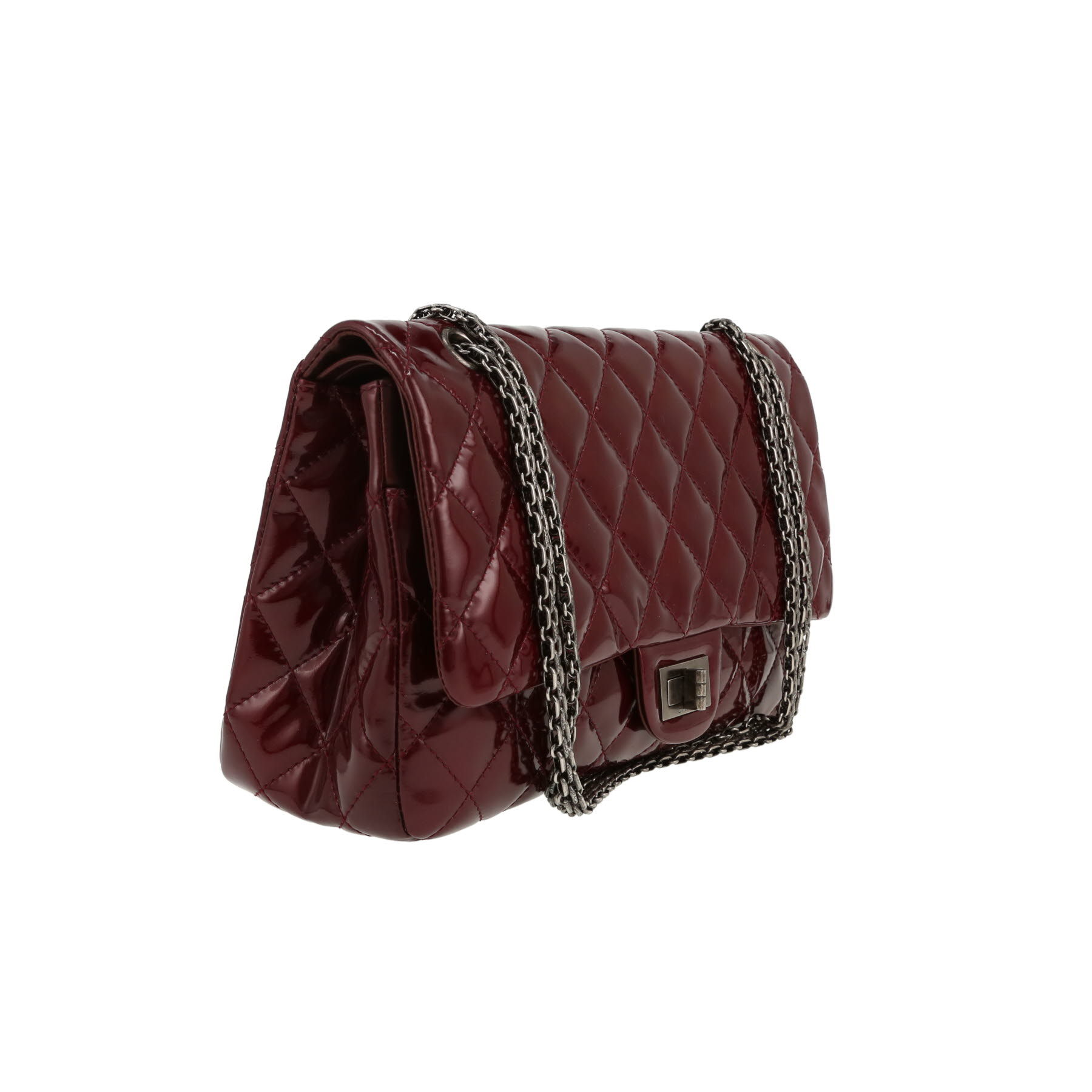 Chanel  2.55 shoulder bag  in burgundy patent quilted leather