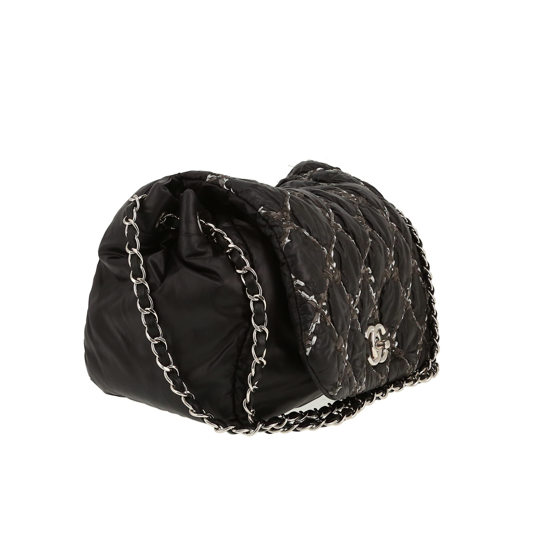 Chanel   handbag  in black quilted canvas