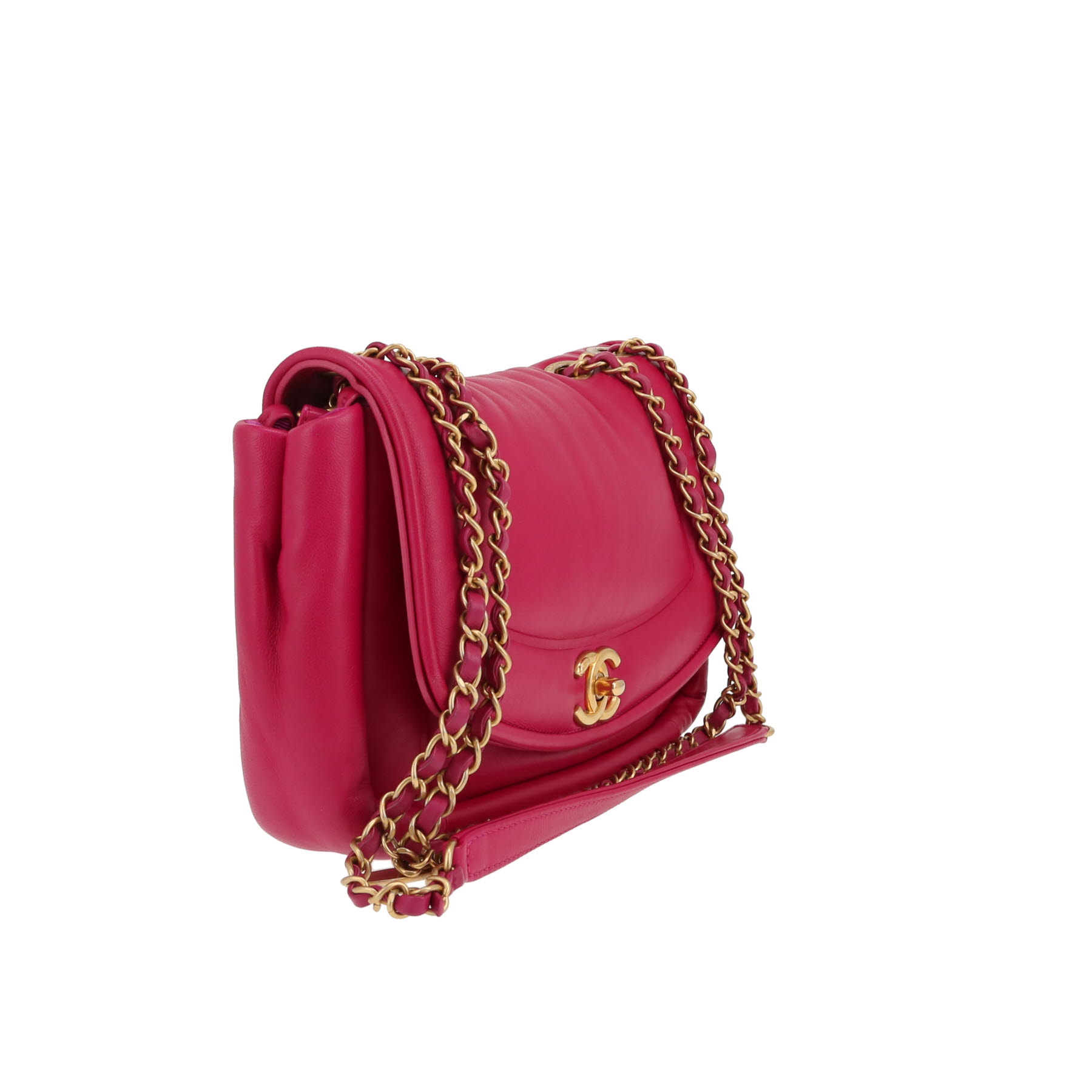 Chanel   shoulder bag  in pink leather