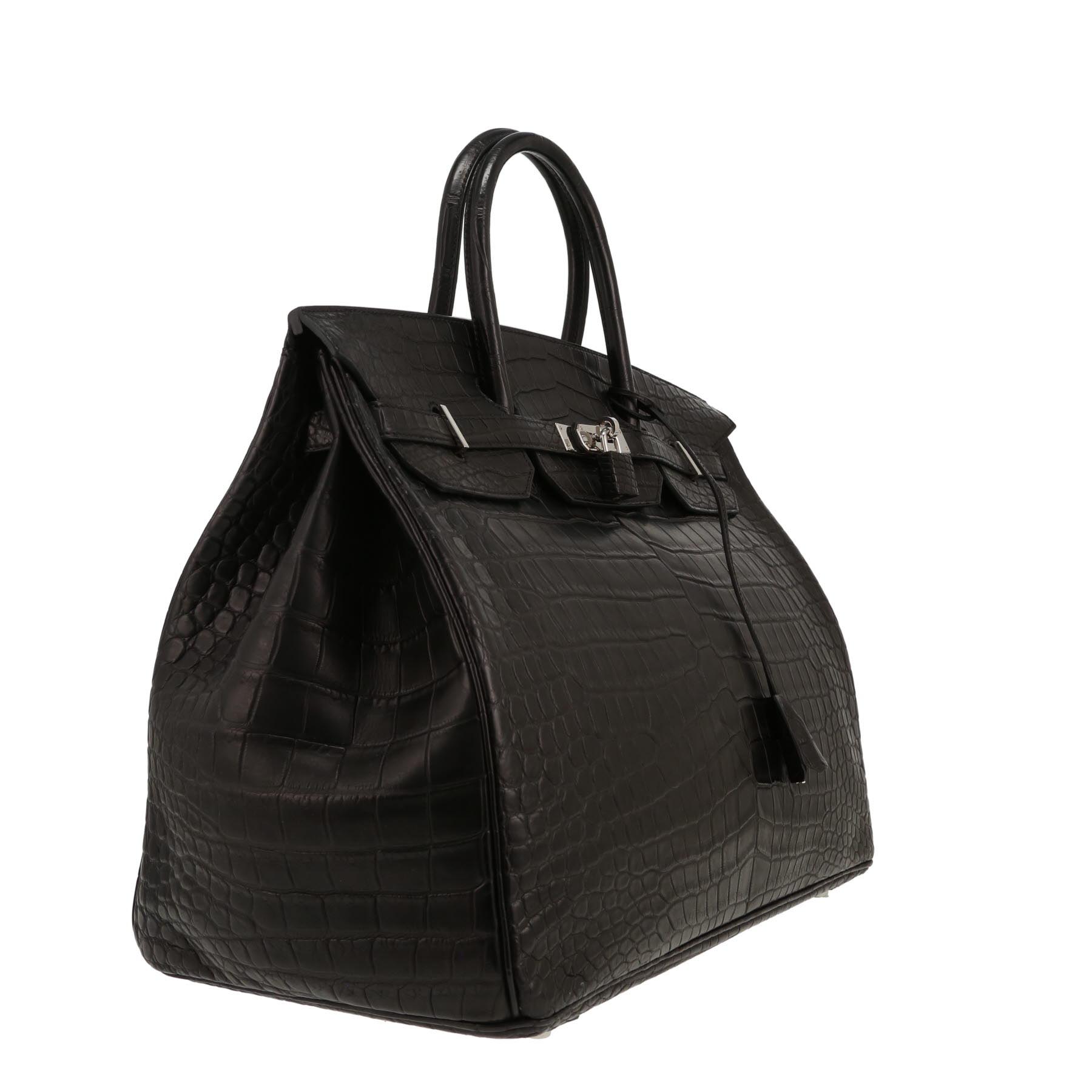 Hermès  Birkin 40 cm handbag  in black porosus crocodile
