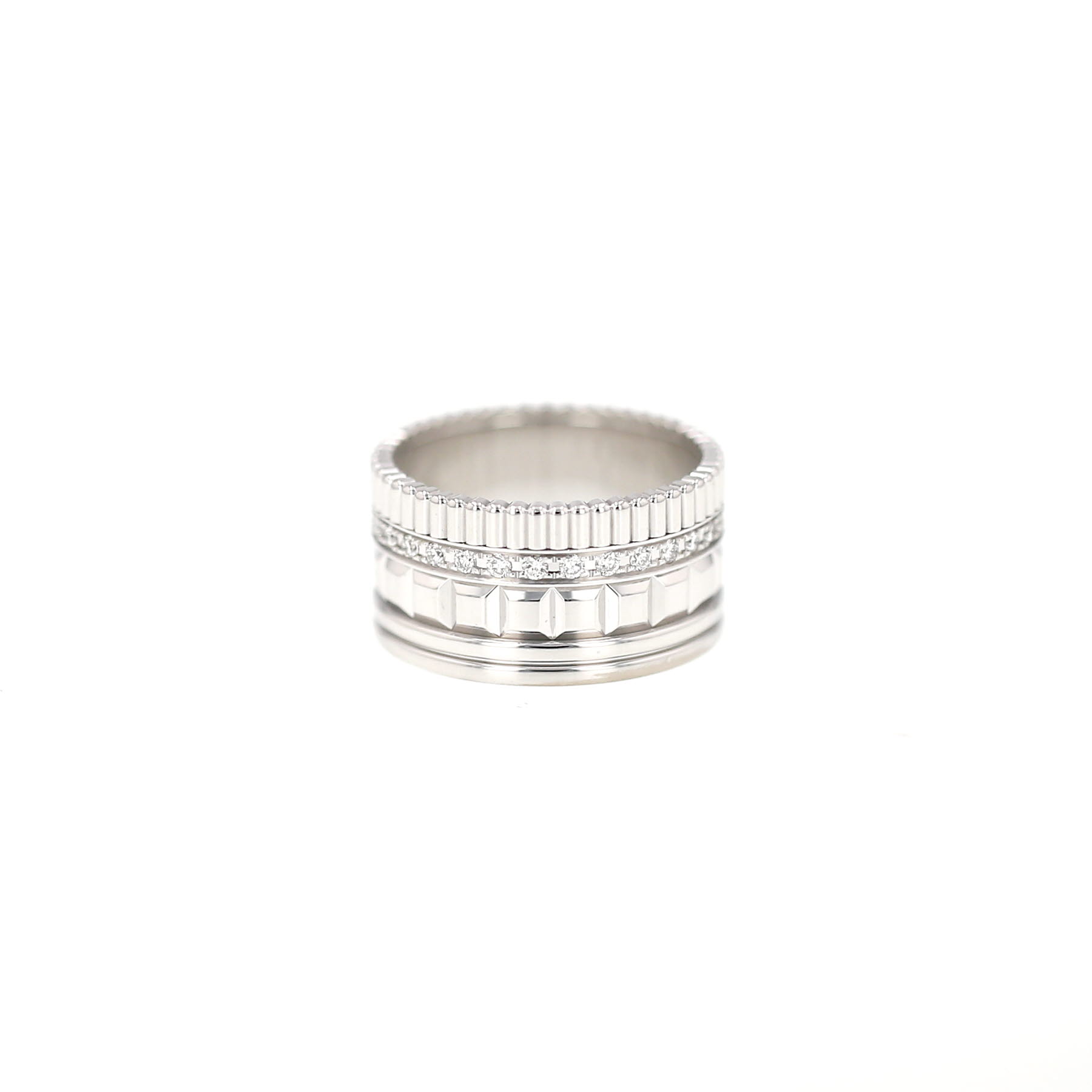 Boucheron Quatre Radiant Edition large model sleeve ring in white gold and diamonds