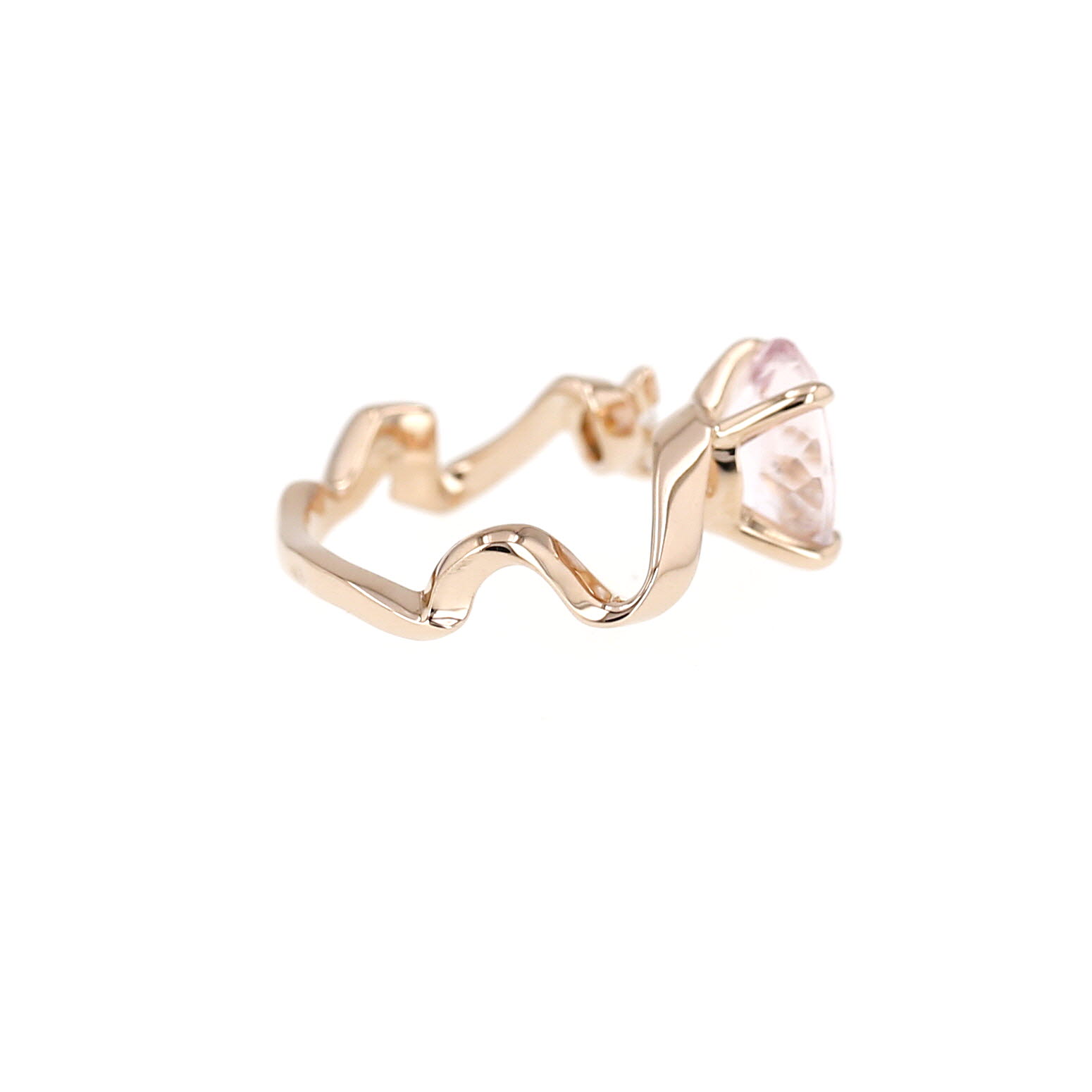 Dior Diorama Précieuse ring in pink gold, morganite and diamond