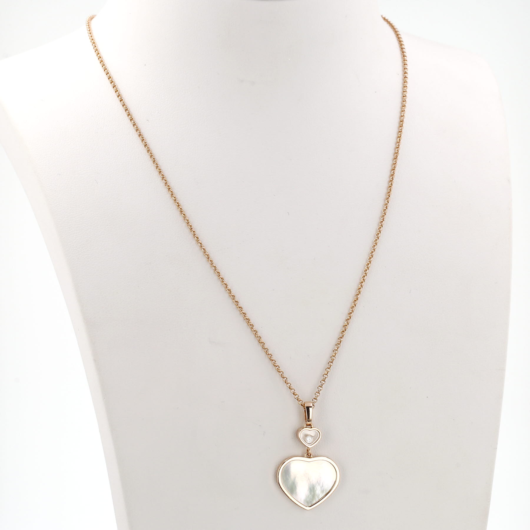 Collar Chopard Happy Hearts de oro rosa, diamante y nácar