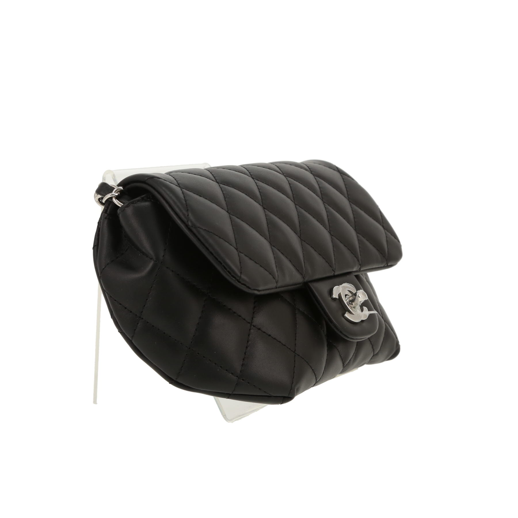 Pochette-ceinture Chanel  Pochette ceinture en cuir matelassé noir