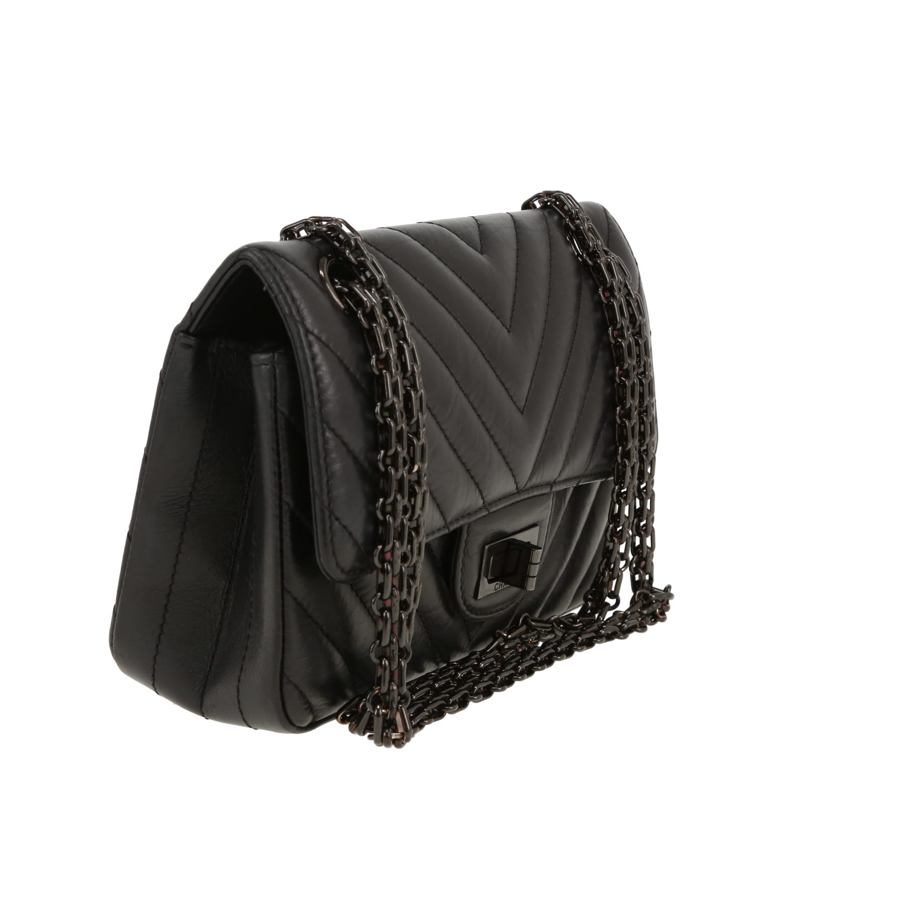 Sac bandoulière Chanel  2.55 petit modèle  en cuir matelassé chevrons noir