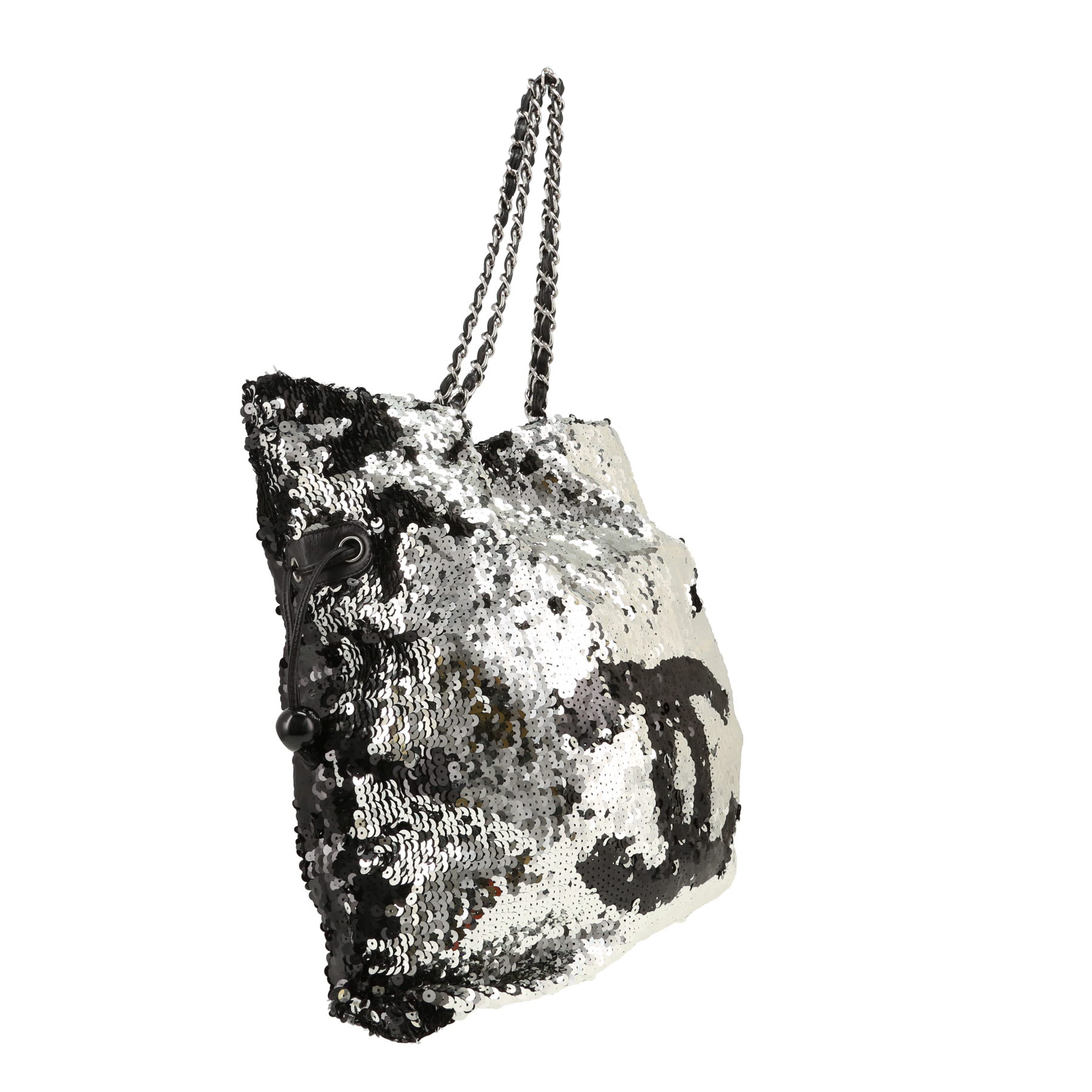 Chanel   handbag  in black canvas  and paillette