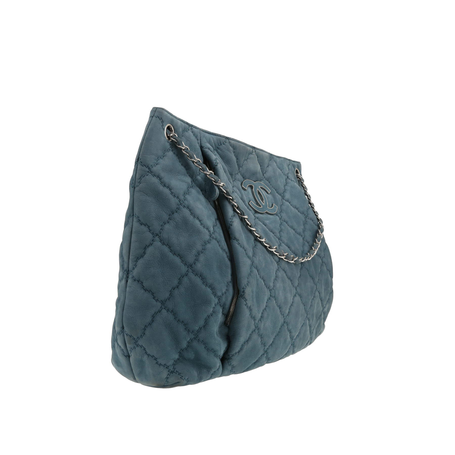 Sac cabas Chanel   grand modèle  en cuir matelassé bleu