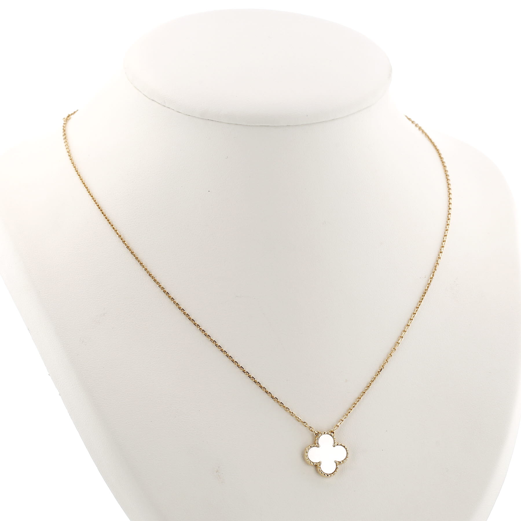 Collier Van Cleef & Arpels Vintage Alhambra en or jaune et nacre