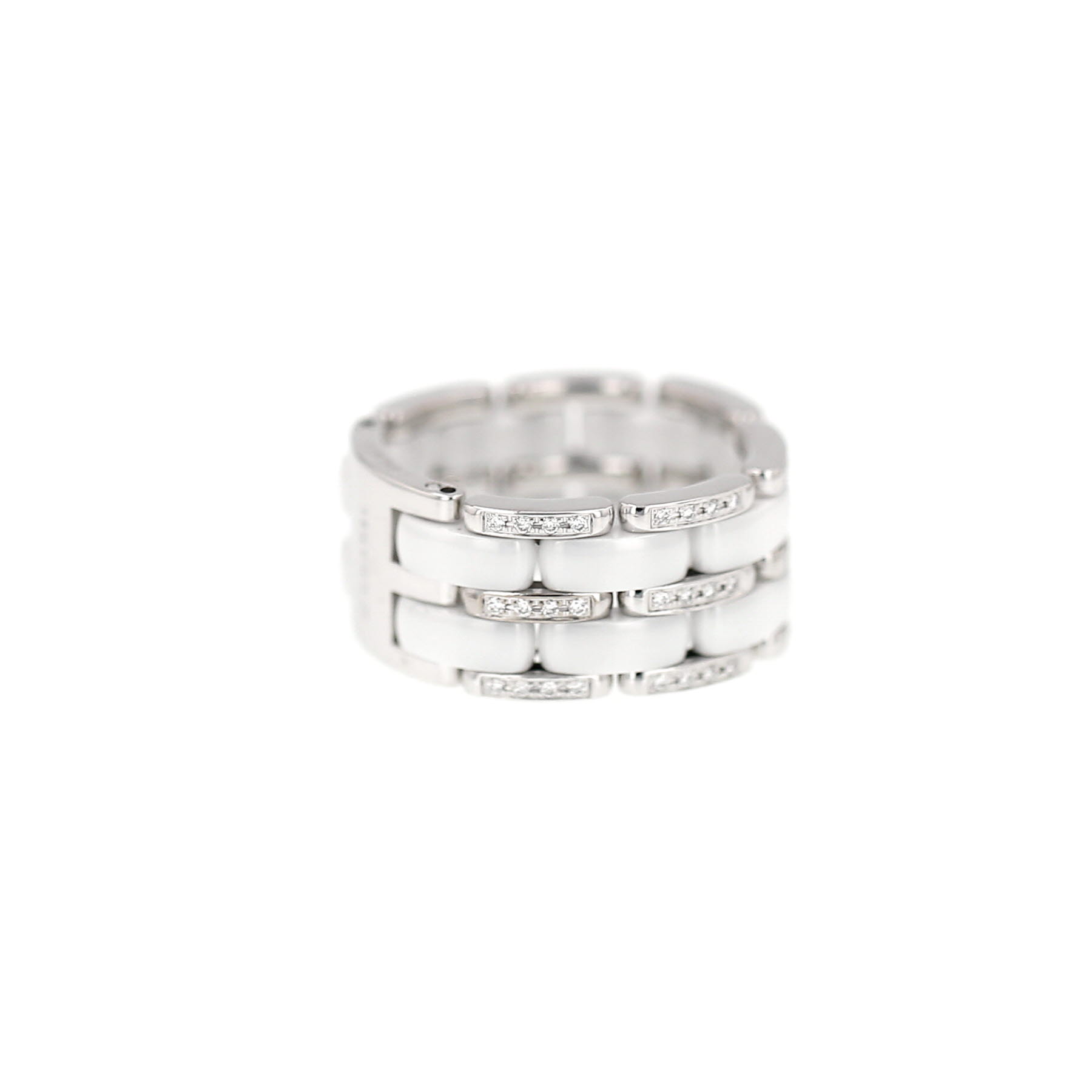 Flexible Chanel Ultra large model ring in white gold, ceramic and diamonds