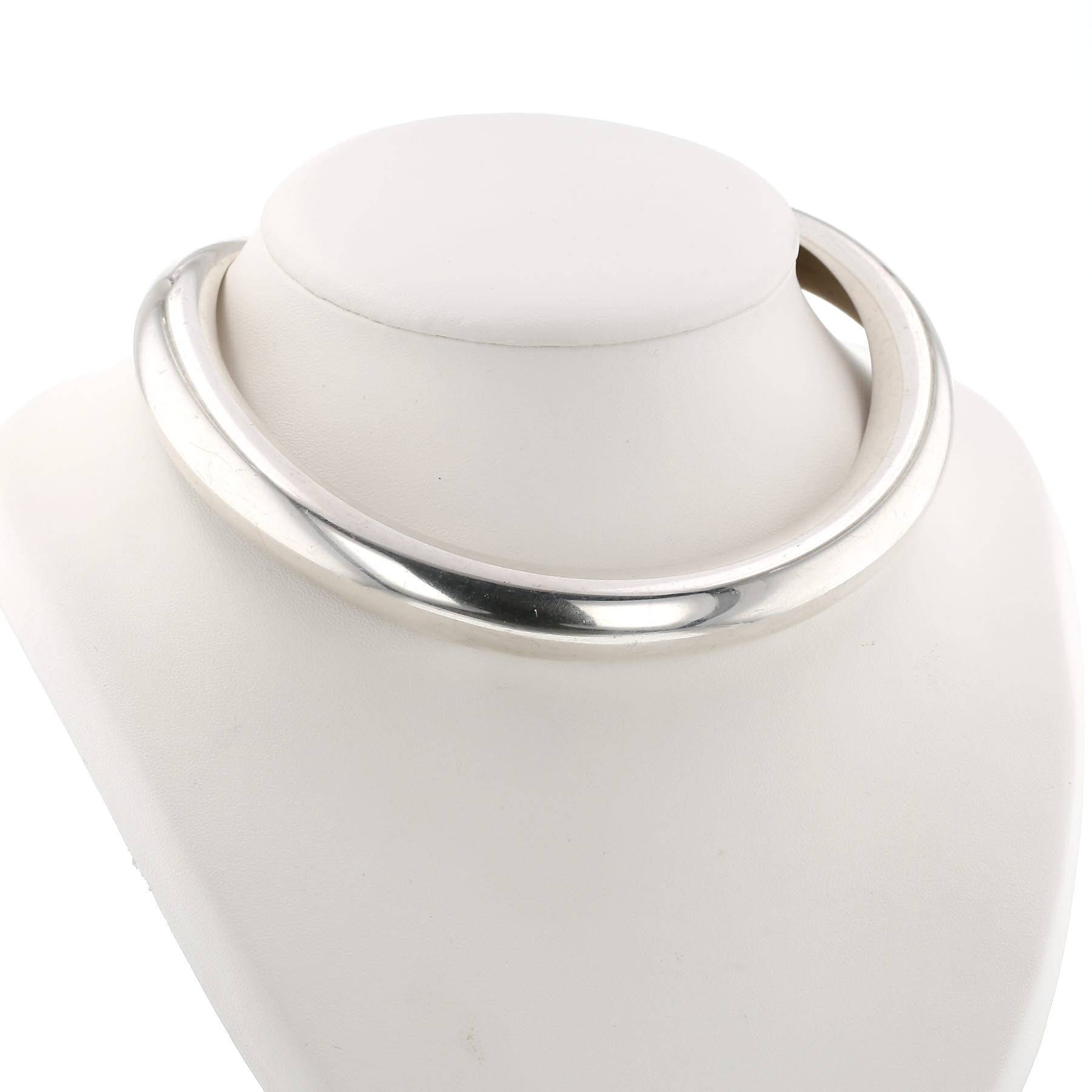 Rigid Hermès Mombasa necklace in silver