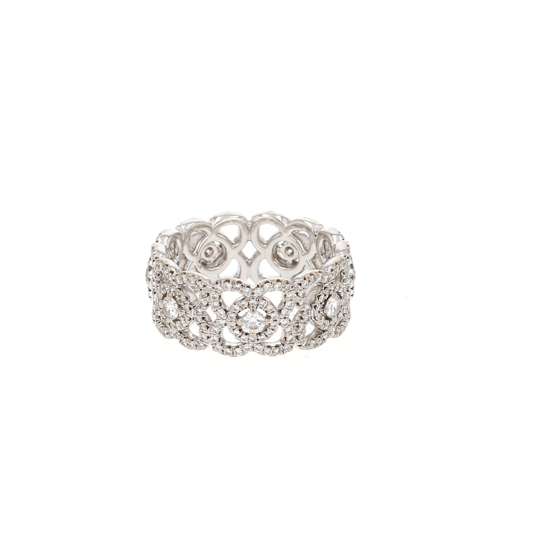 De Beers Enchanted Lotus ring in white gold and diamonds
