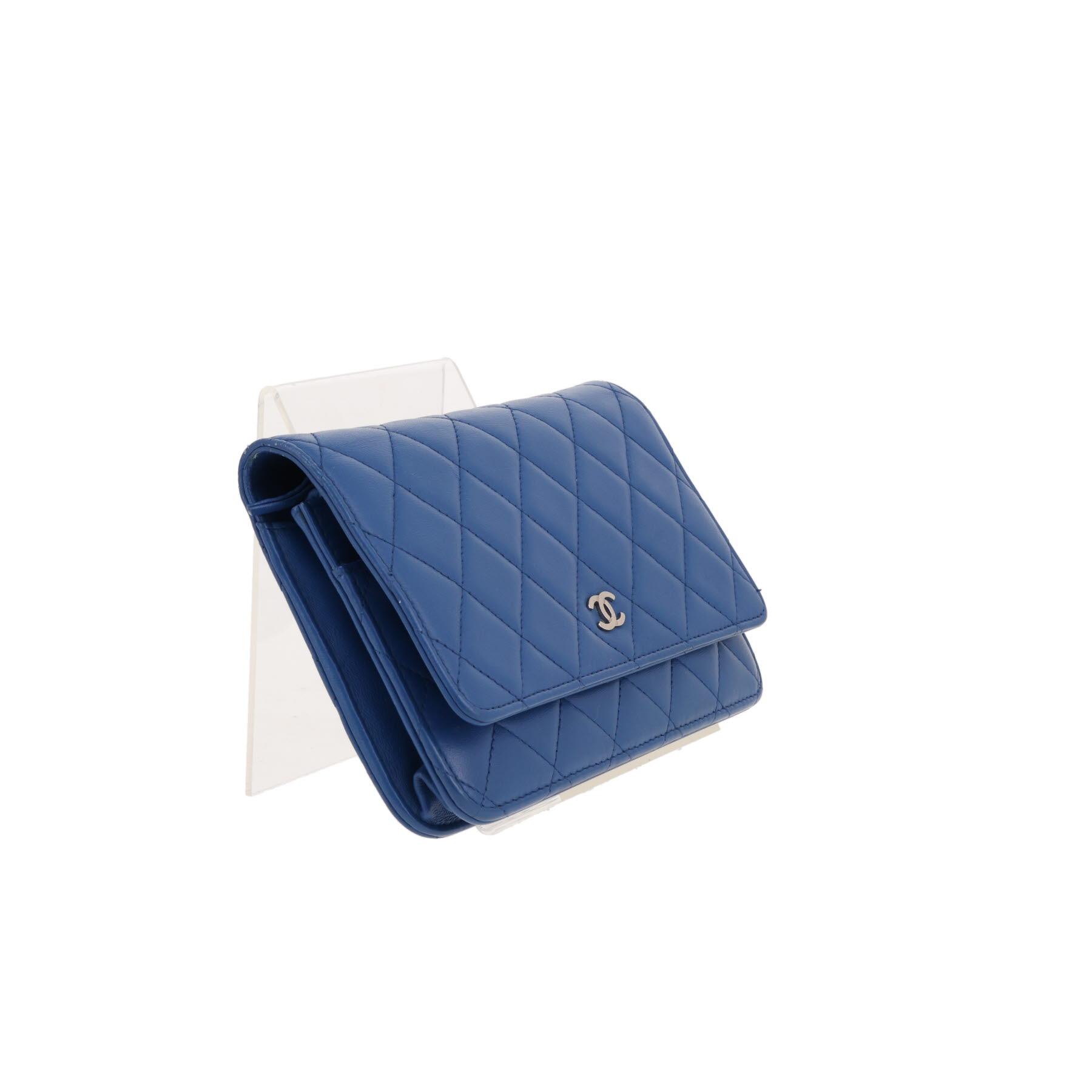 Chanel  Wallet on Chain shoulder bag  in blue quilted leather