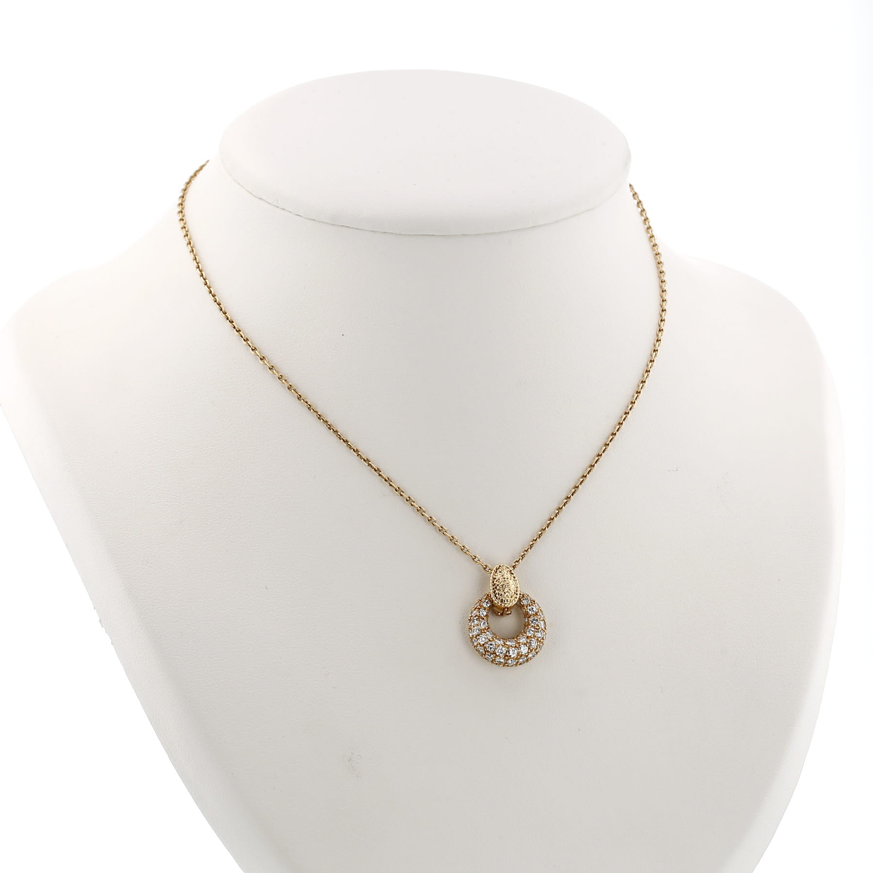 Van Cleef & Arpels Angélique 1970's pendant in yellow gold, diamonds and precious stones