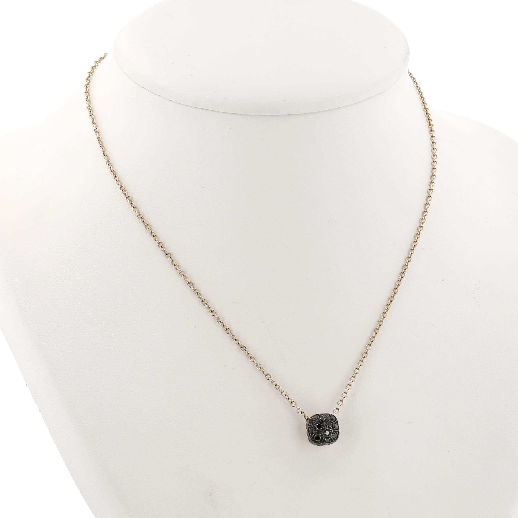 Pomellato Nudo Classic necklace in pink gold and diamonds