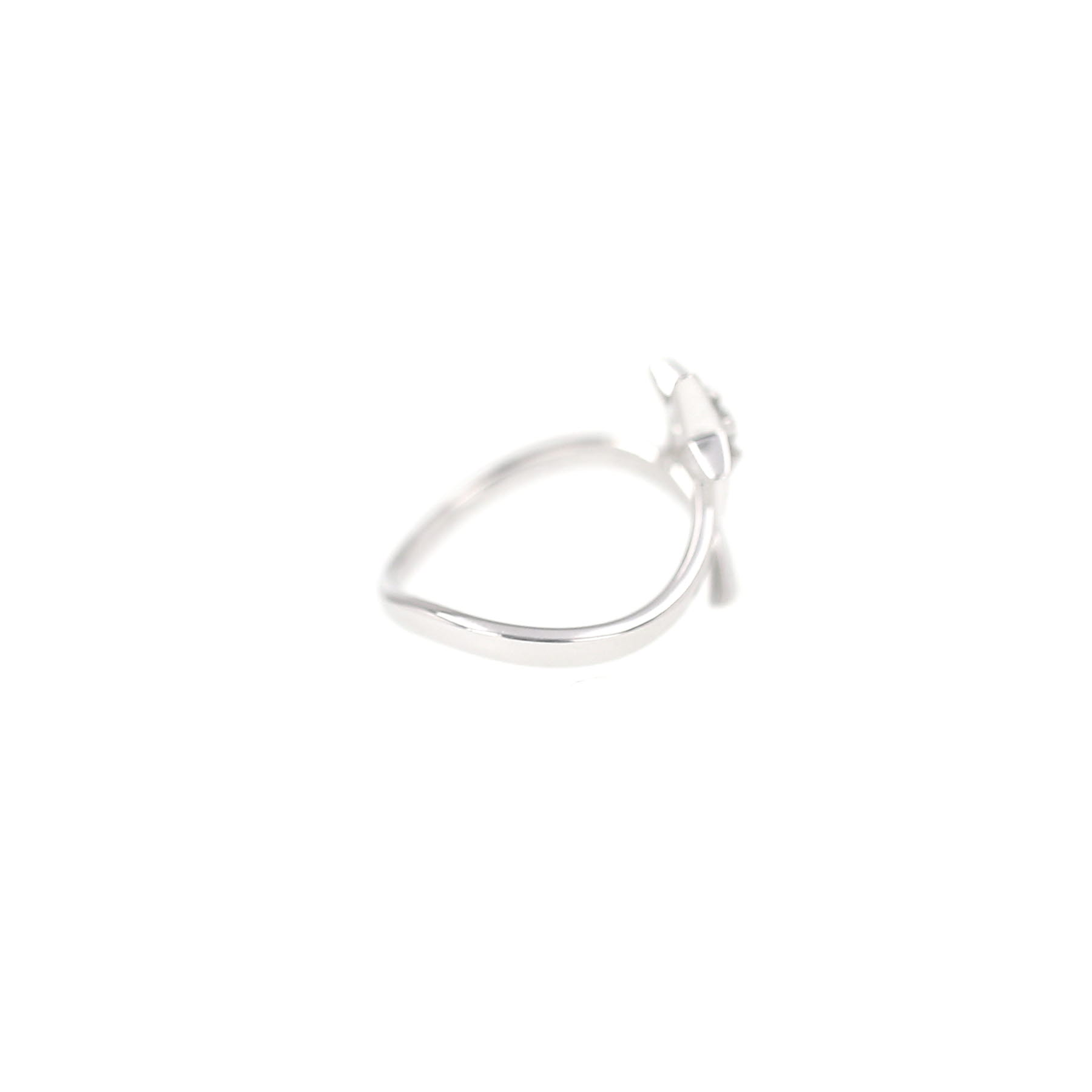 Chanel Comète small model ring in white gold and diamonds