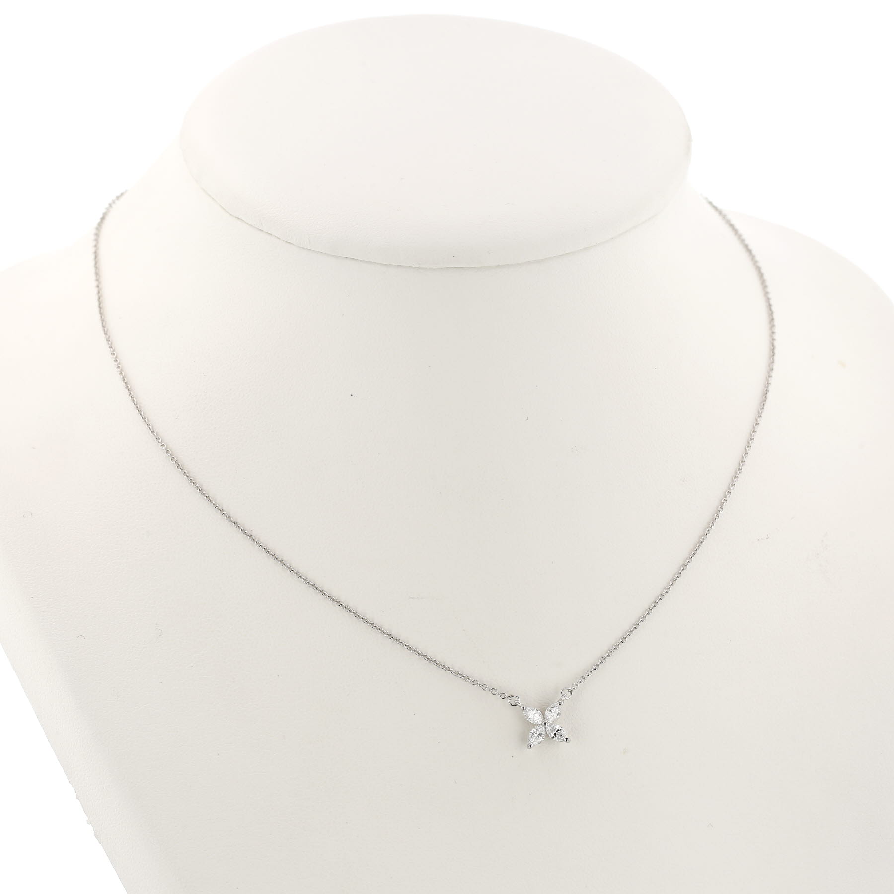 Collier Tiffany & Co  en platine et diamants
