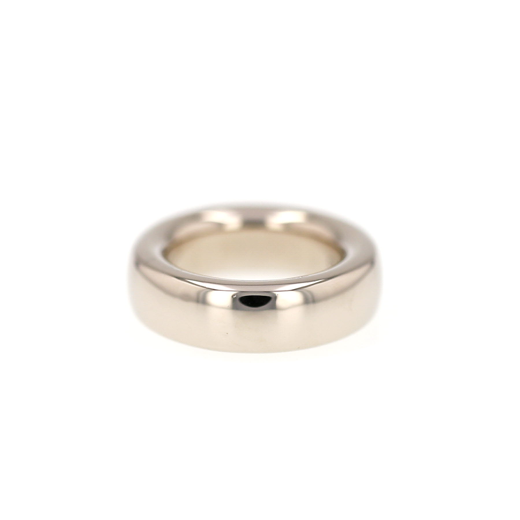 Pomellato Iconica small model ring in non-rhodium-plated white gold