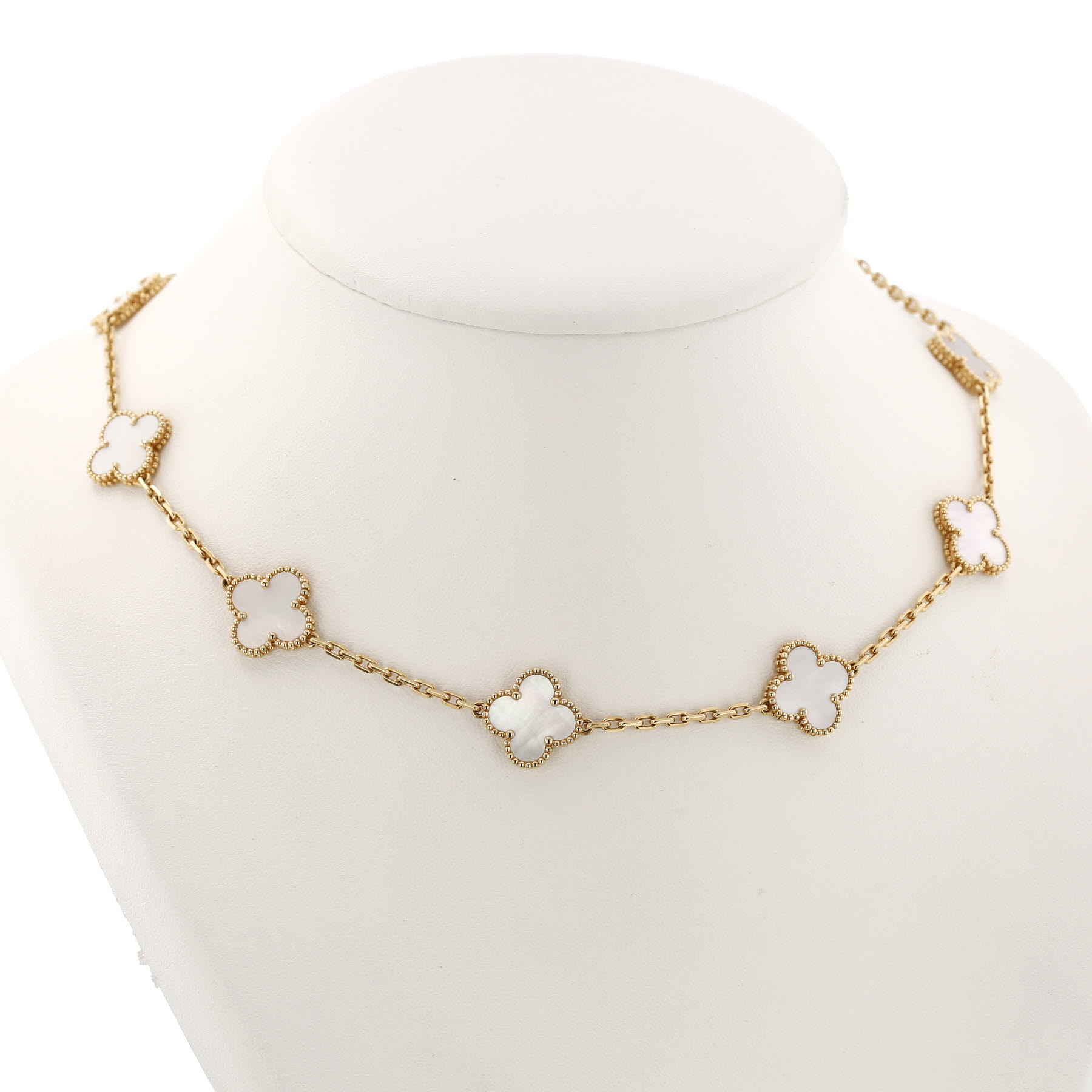 Van Cleef & Arpels Vintage Alhambra necklace in yellow gold and mother of pearl