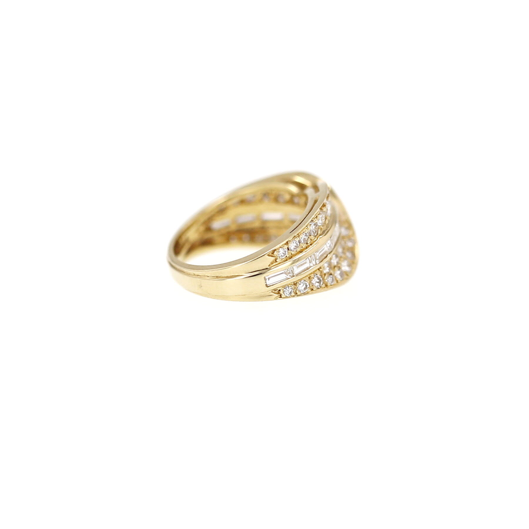 Bague Vintage  en or jaune et diamants