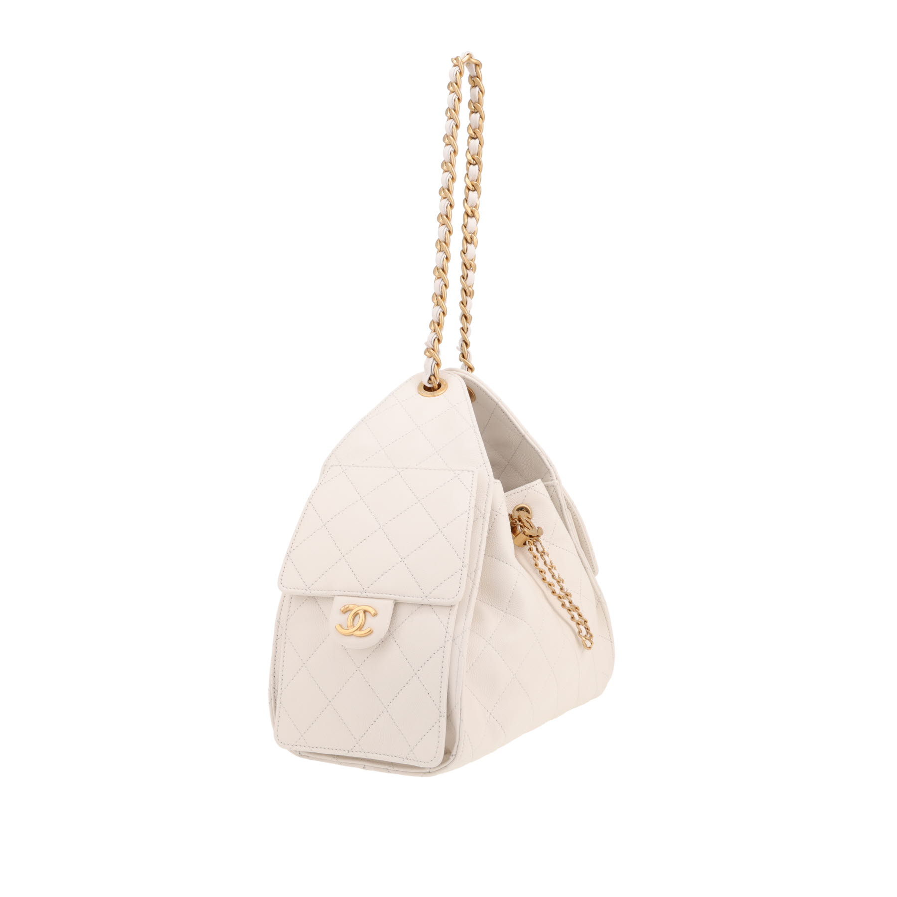 Chanel  25 shoulder bag  in white quilted grained leather