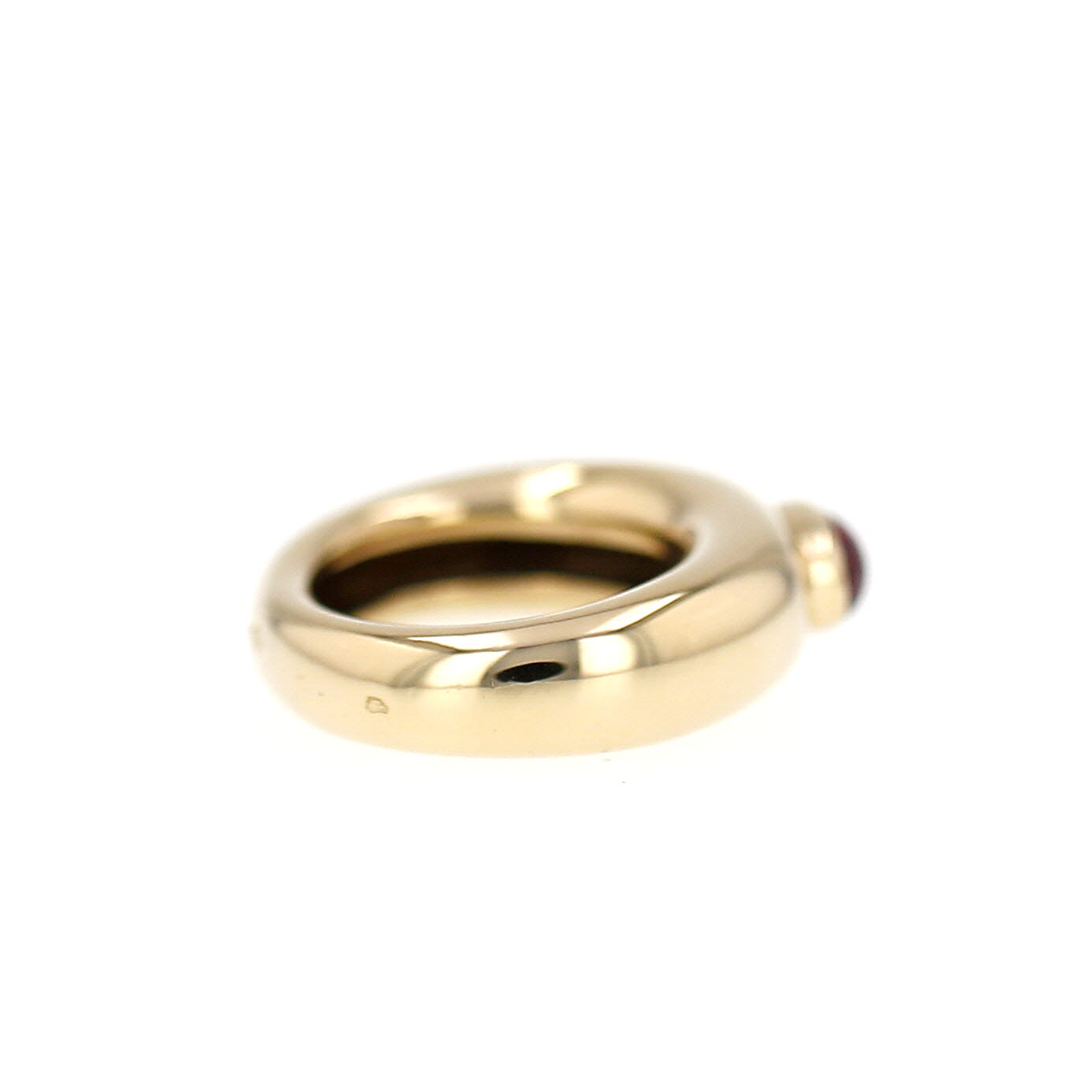 Bague Chaumet  en or jaune et rubis