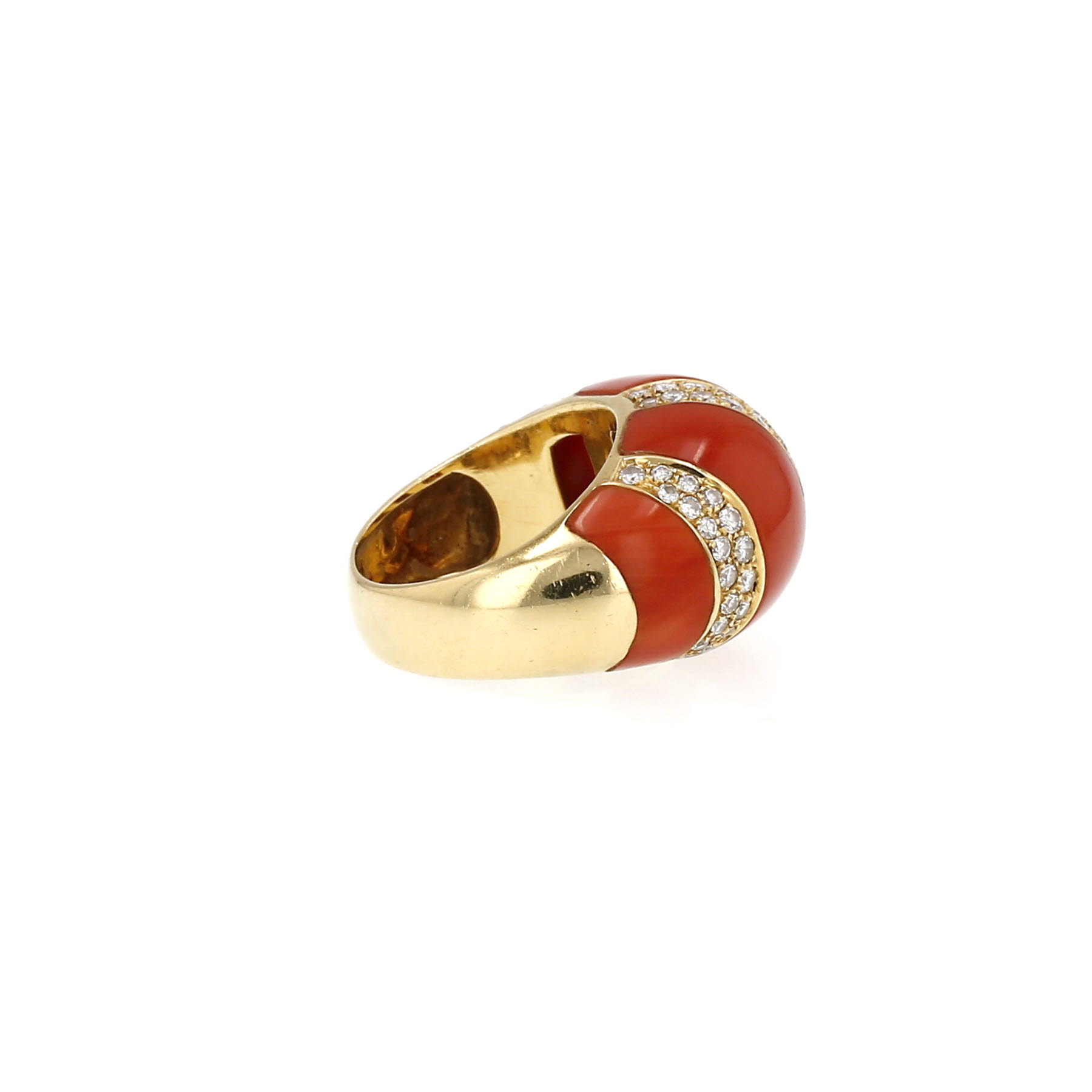Cartier   1970's ring in yellow gold, coral and diamonds