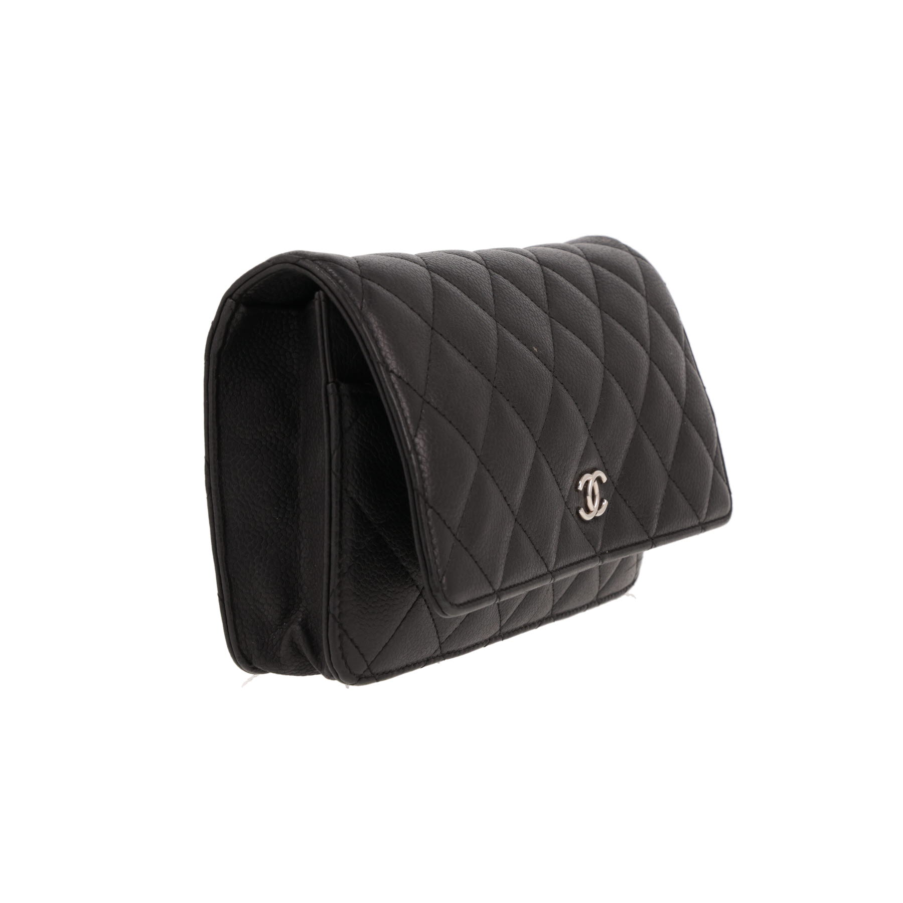 Chanel  Wallet on Chain shoulder bag  in black quilted grained leather