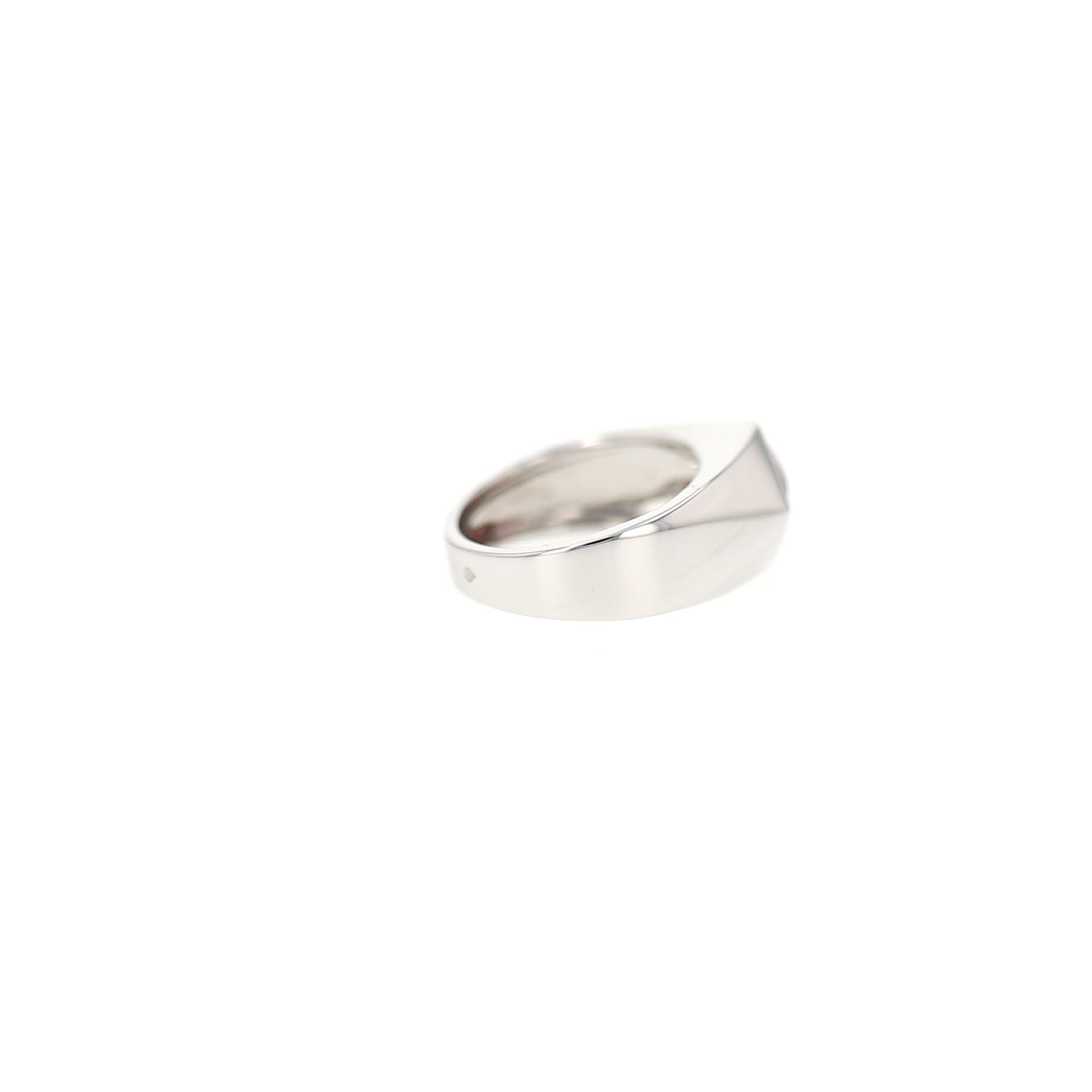 Bague Chanel  en or blanc et tourmaline rose