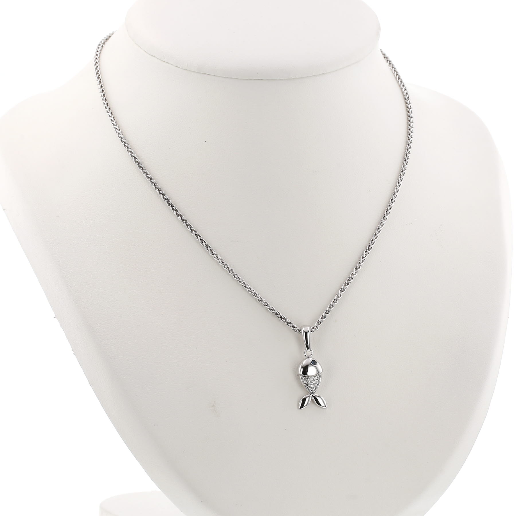 Chopard pendant in white gold, sapphire and diamonds