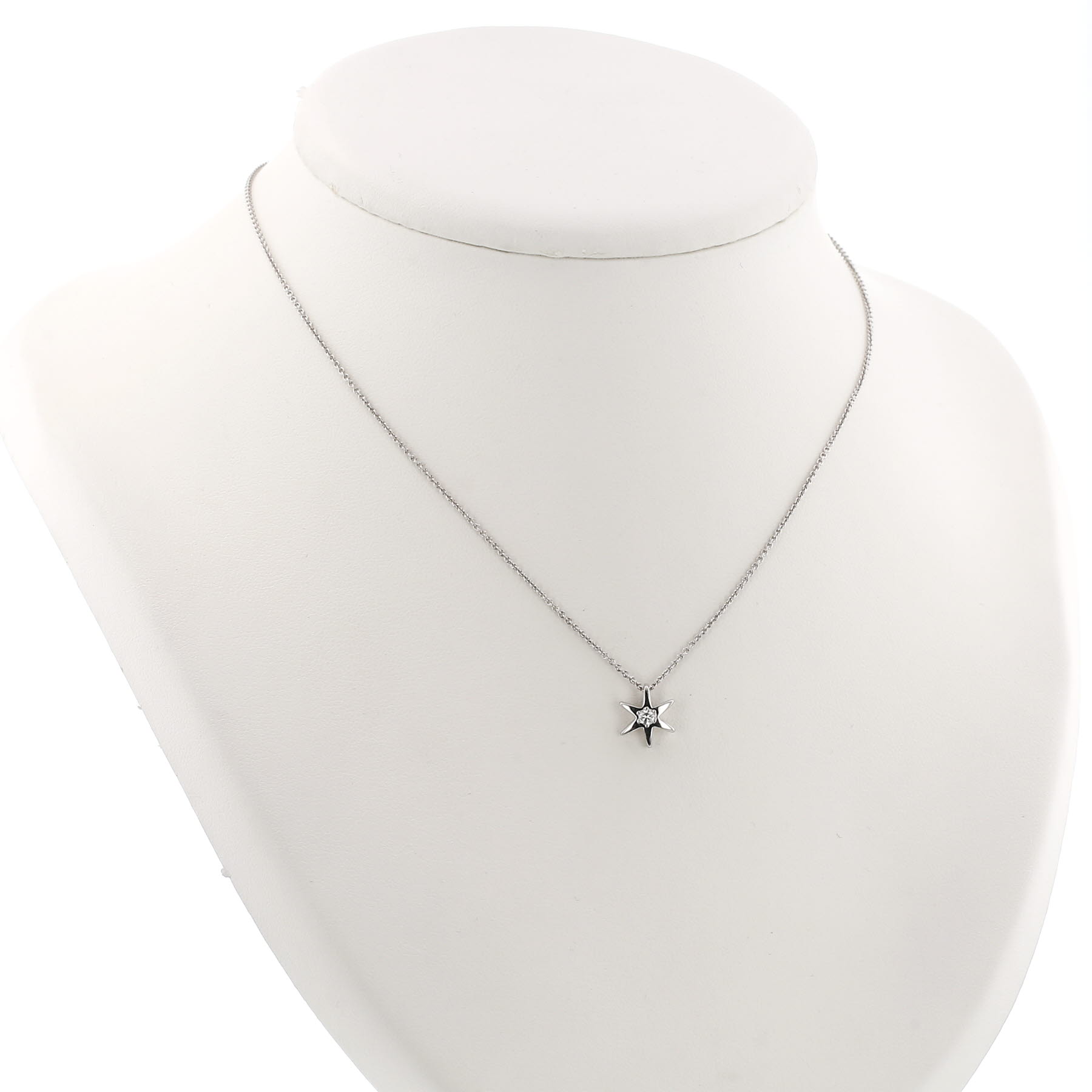 Chopard necklace in white gold and diamonds