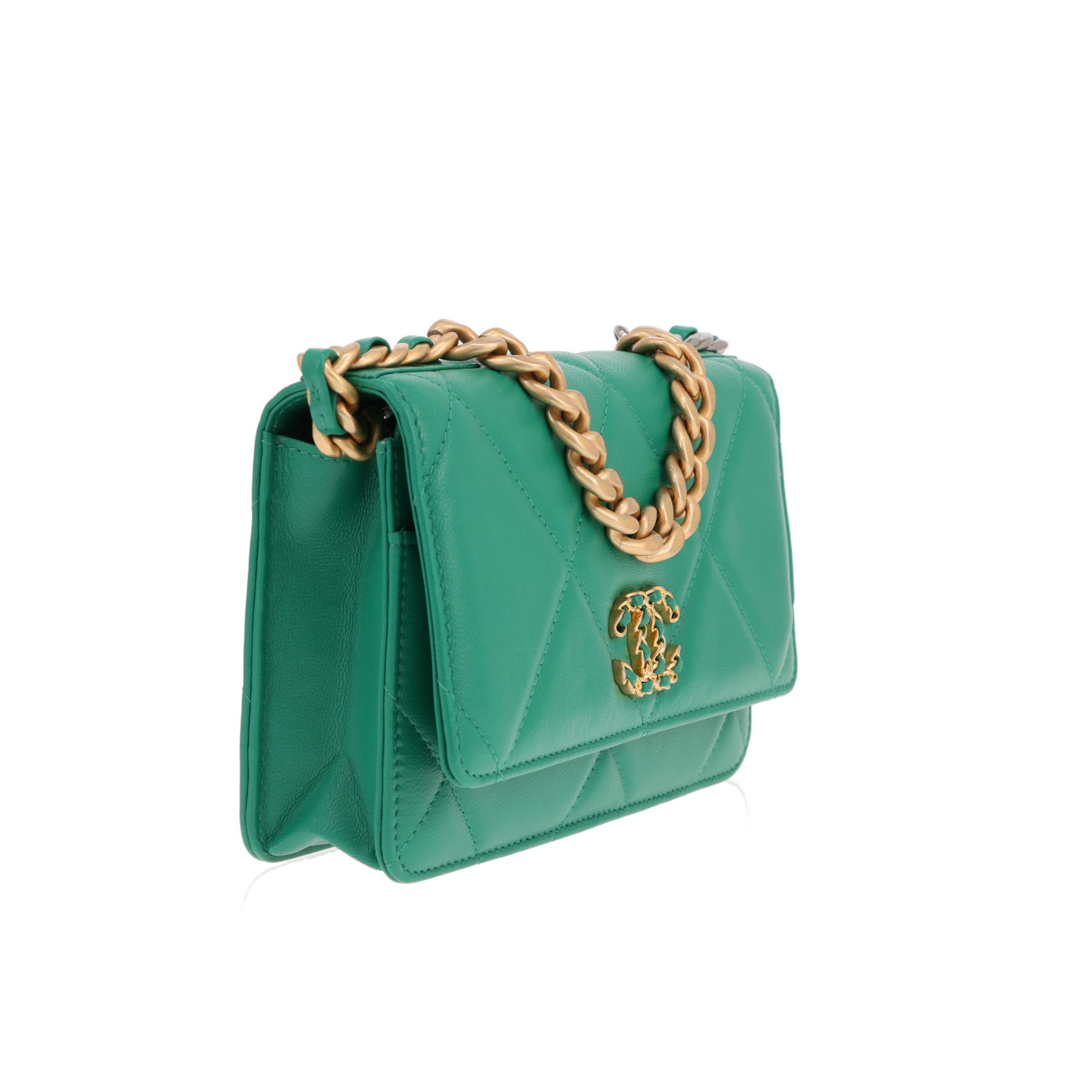 Bolso bandolera Chanel «Wallet on Chain 19» de piel acolchada verde