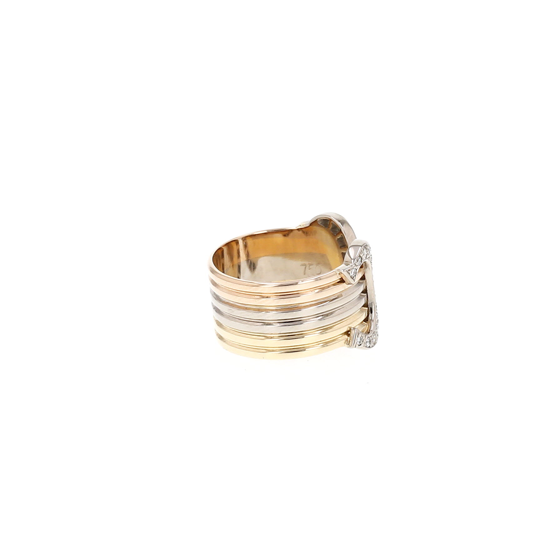 Anillo «C de Cartier» de Cartier, modelo grande, en tres tipos de oro y diamantes