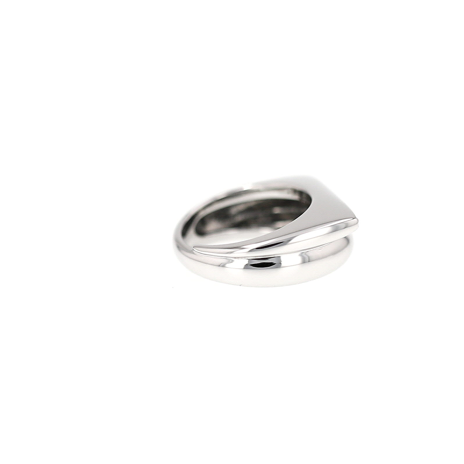 Anillo Fred Success, modelo pequeño, en oro blanco y diamantes