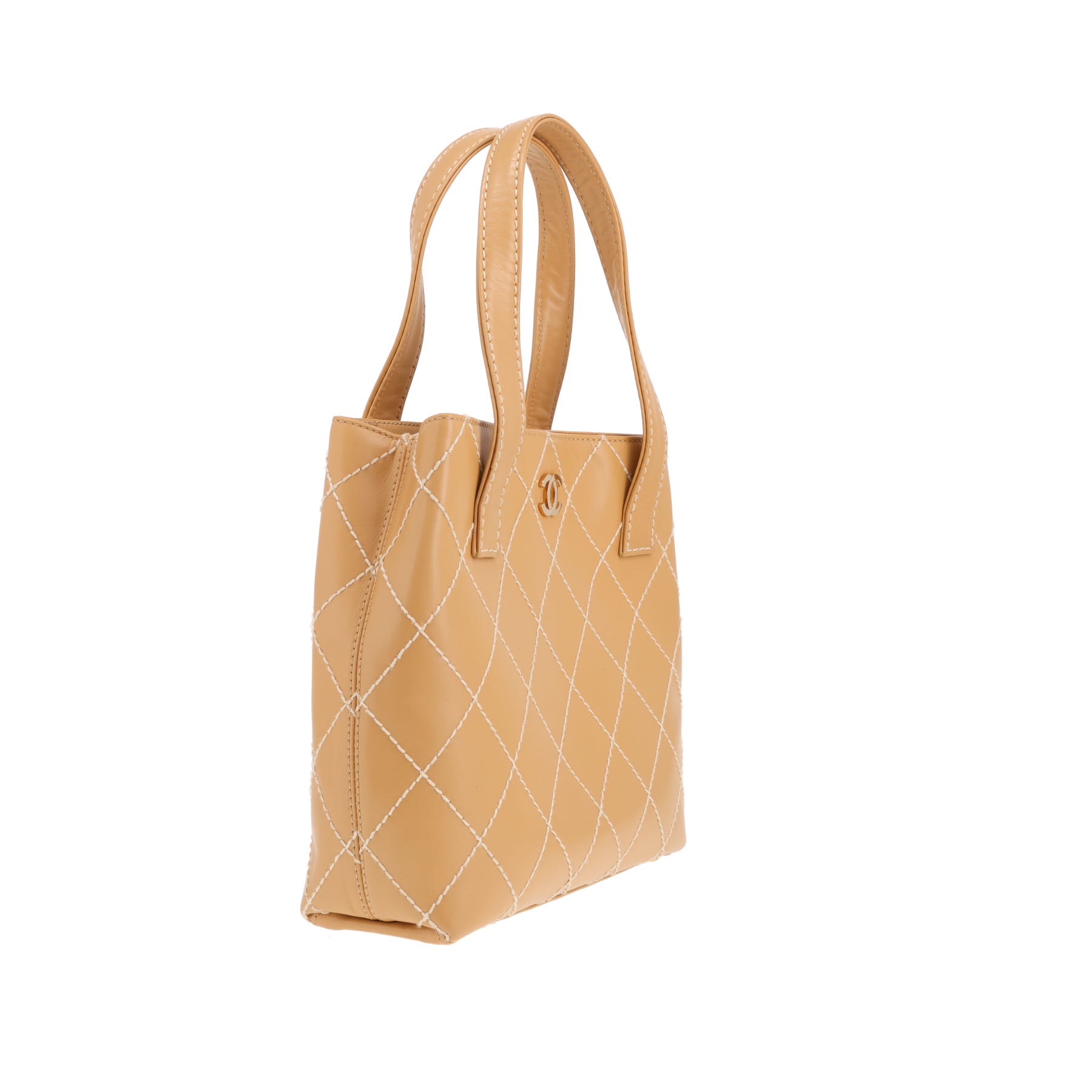 Chanel handbag   in beige leather