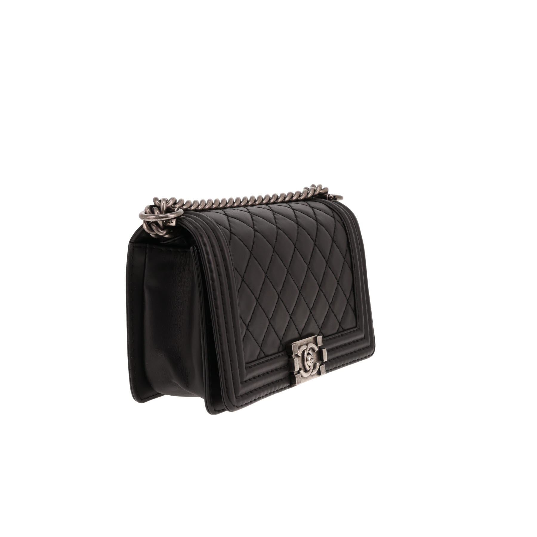 Chanel Boy shoulder bag in black quilted leather
