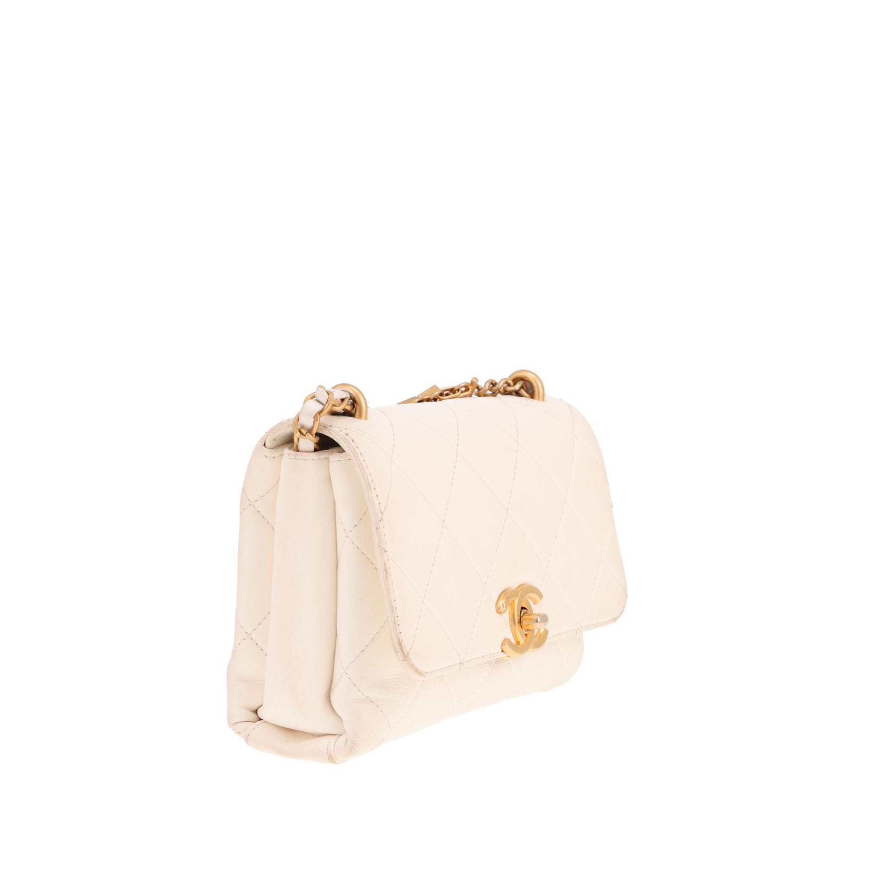 Chanel shoulder bag  White quilted leather flap bag