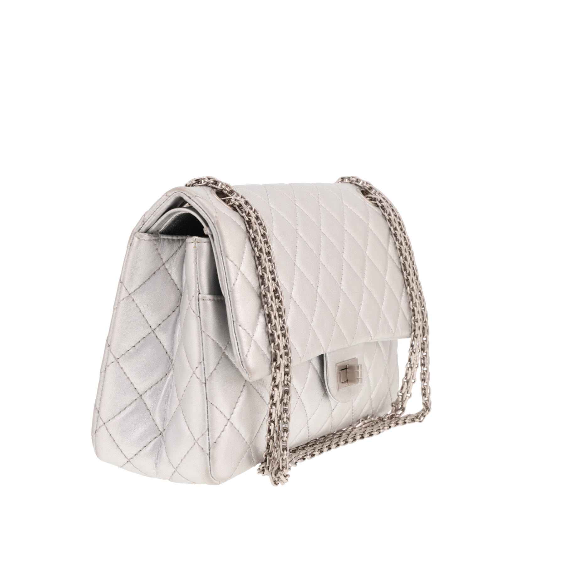 Chanel handbag  Chanel 2.55 in silver quilted leather