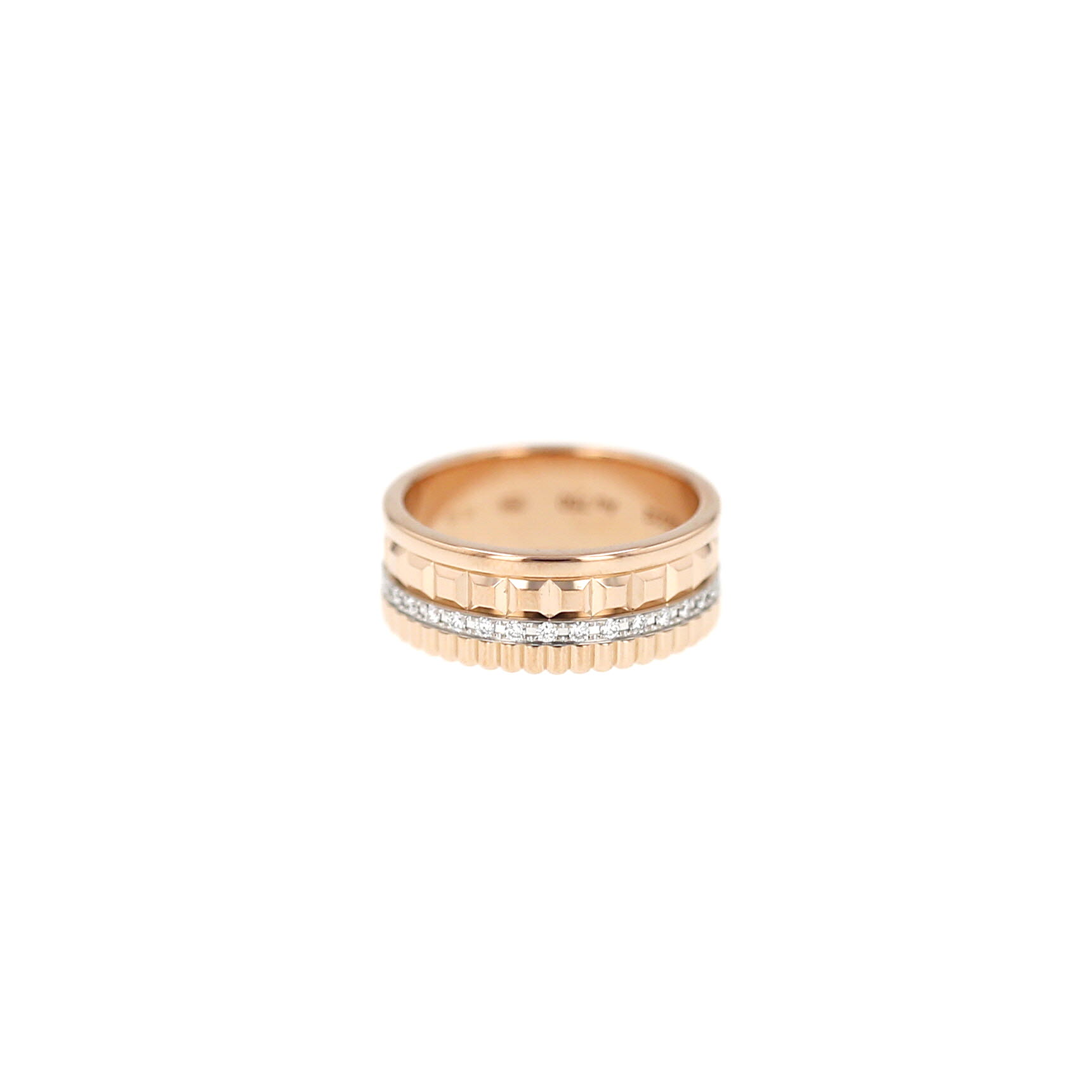 Bague Boucheron Quatre Radiant Edition moyen modèle en or rose, or blanc et diamants