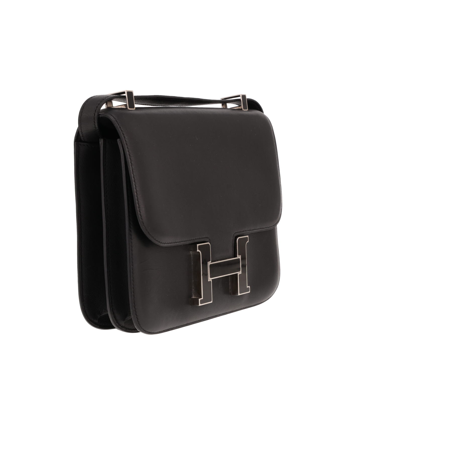 Hermès Constance 24 cm handbag in Noir Swift leather