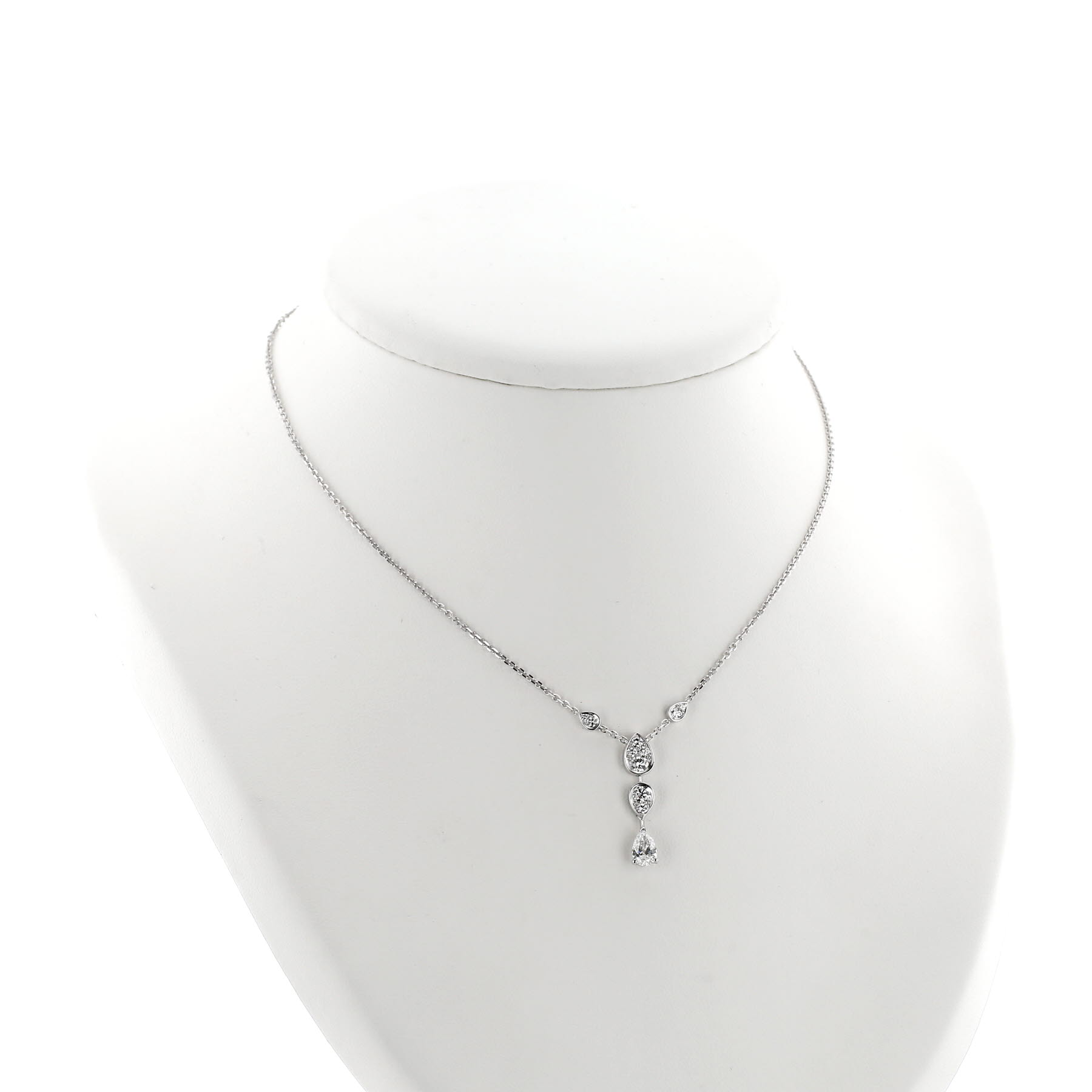 Pendentif Chaumet Joséphine Ronde d'Aigrettes en or blanc et diamants