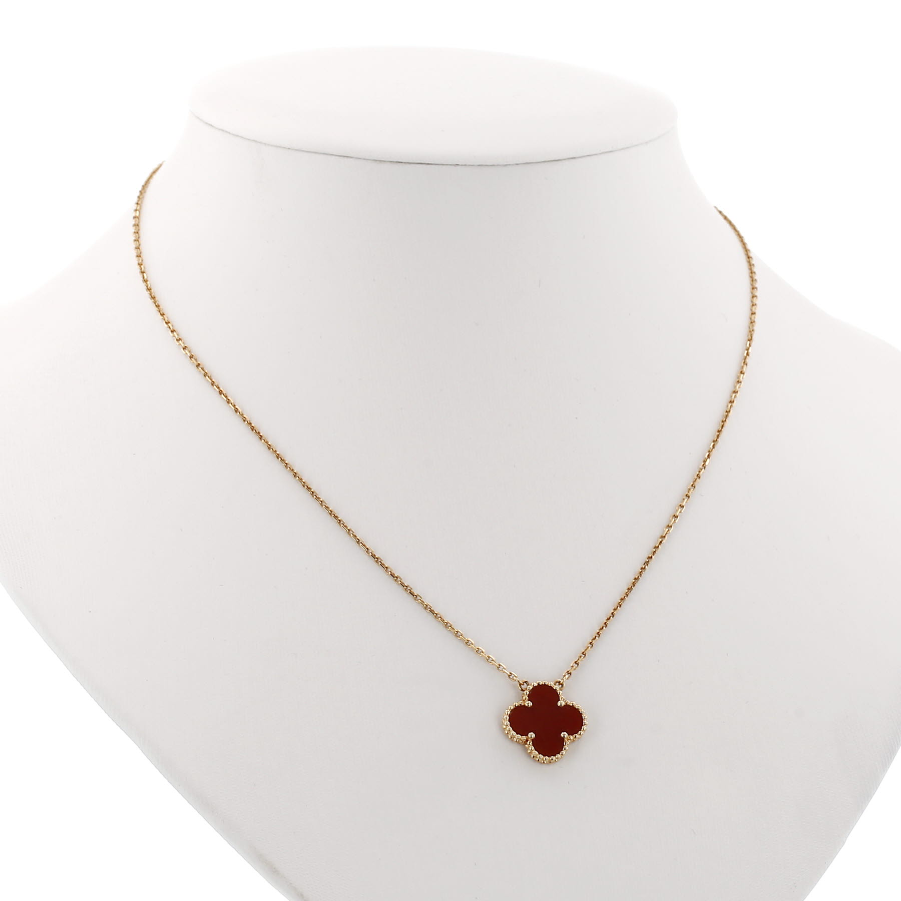 Van Cleef Arpels Vintage Alhambra necklace in yellow gold and carnelian