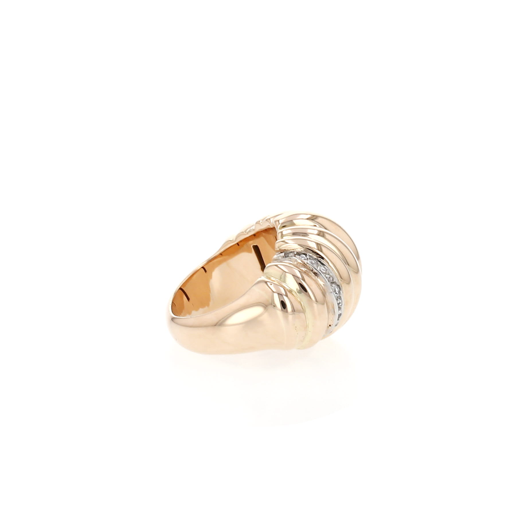 Vintage ring in rose gold and diamonds