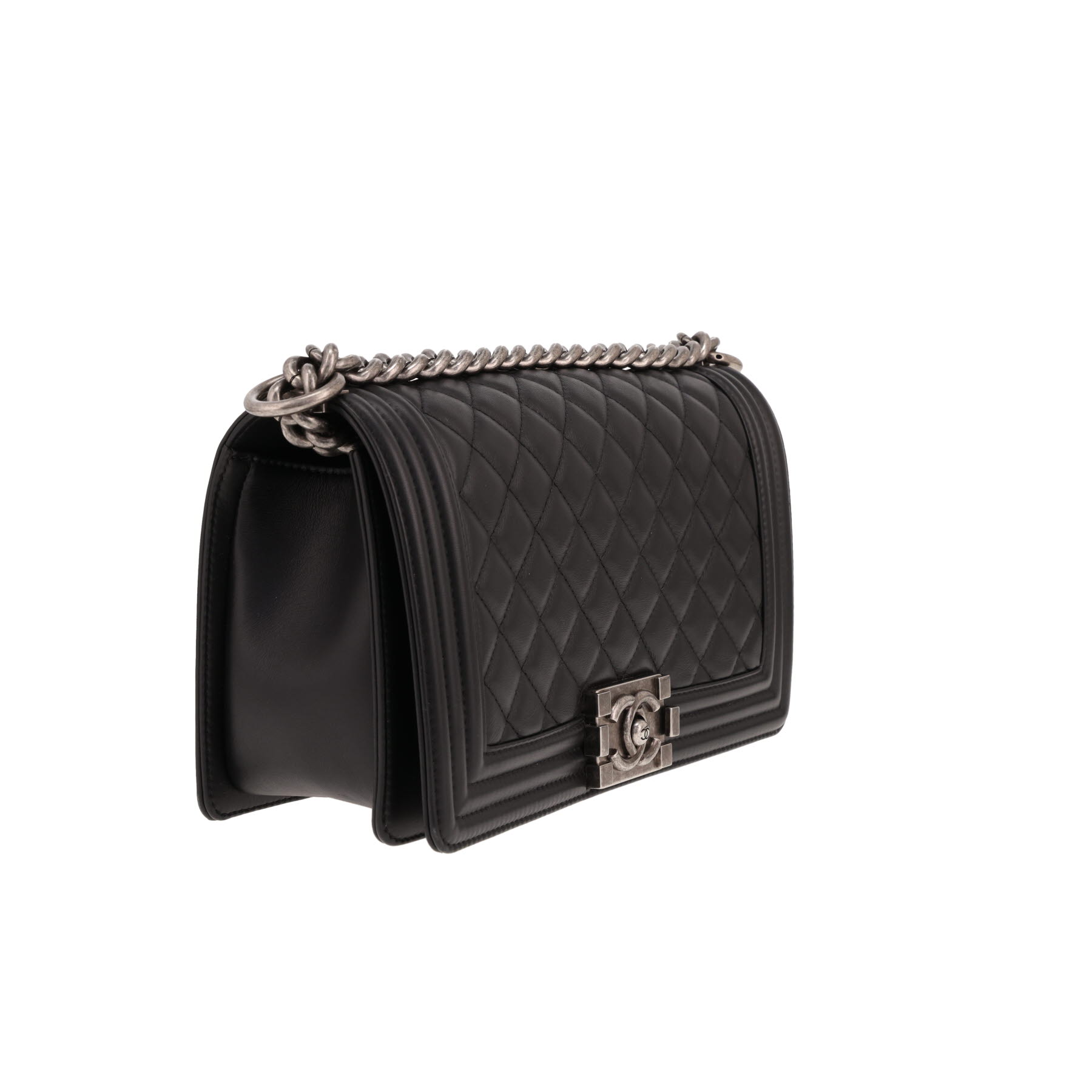 Chanel Boy shoulder bag in black quilted leather