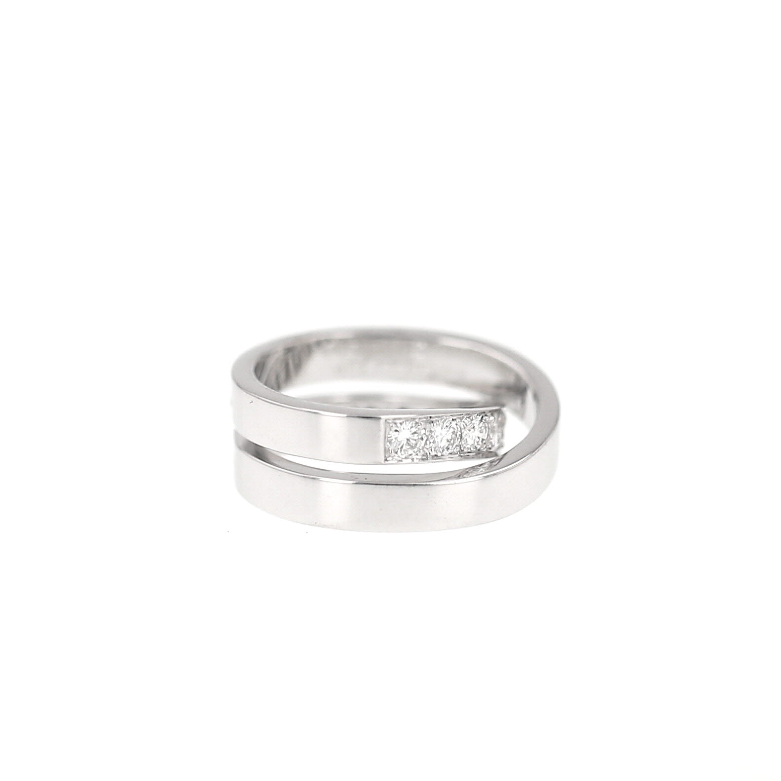 Cartier Nouvelle Vague ring in white gold and diamonds